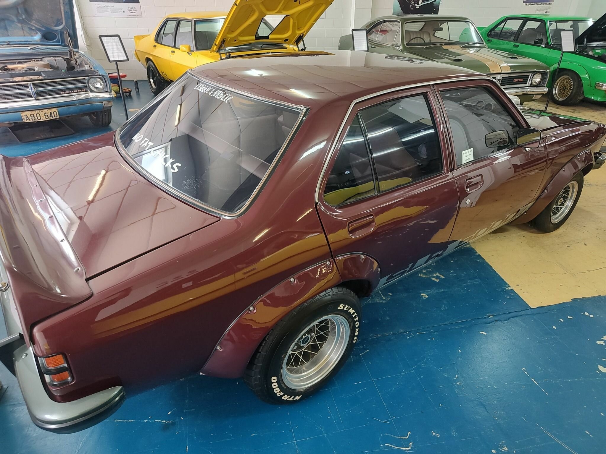 1976 HOLDEN TORANA LX SL/R 5000 3 SP AUTOMATIC 4D SEDAN