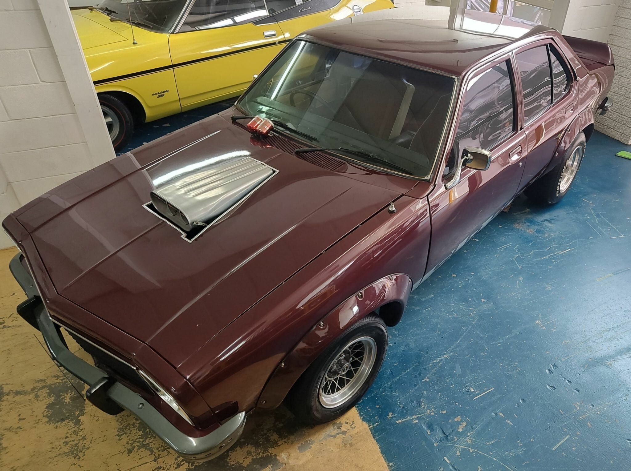 1976 HOLDEN TORANA LX SL/R 5000 3 SP AUTOMATIC 4D SEDAN