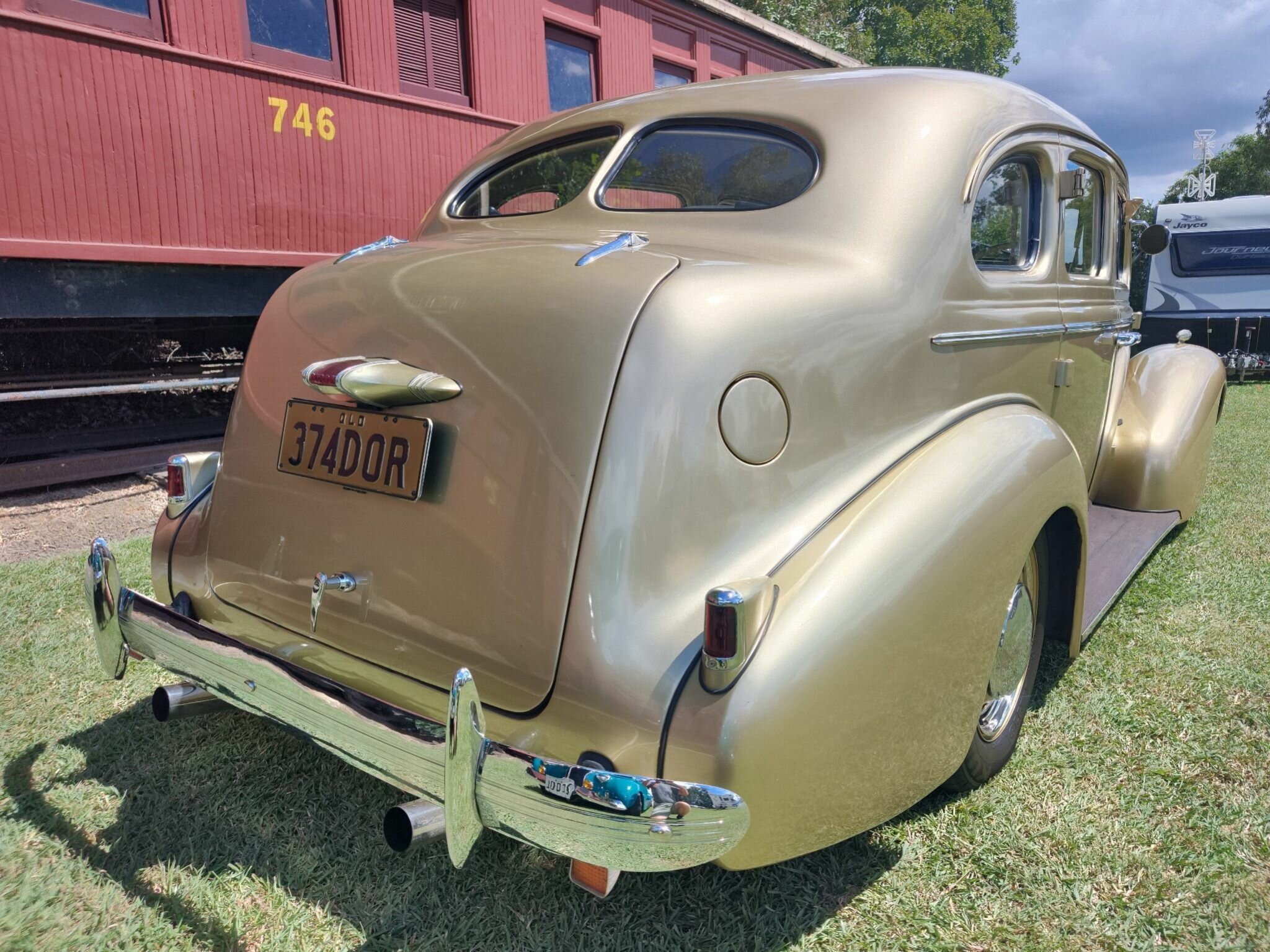1937 BUICK CENTURY EIGHT AUTOMATIC SEDAN