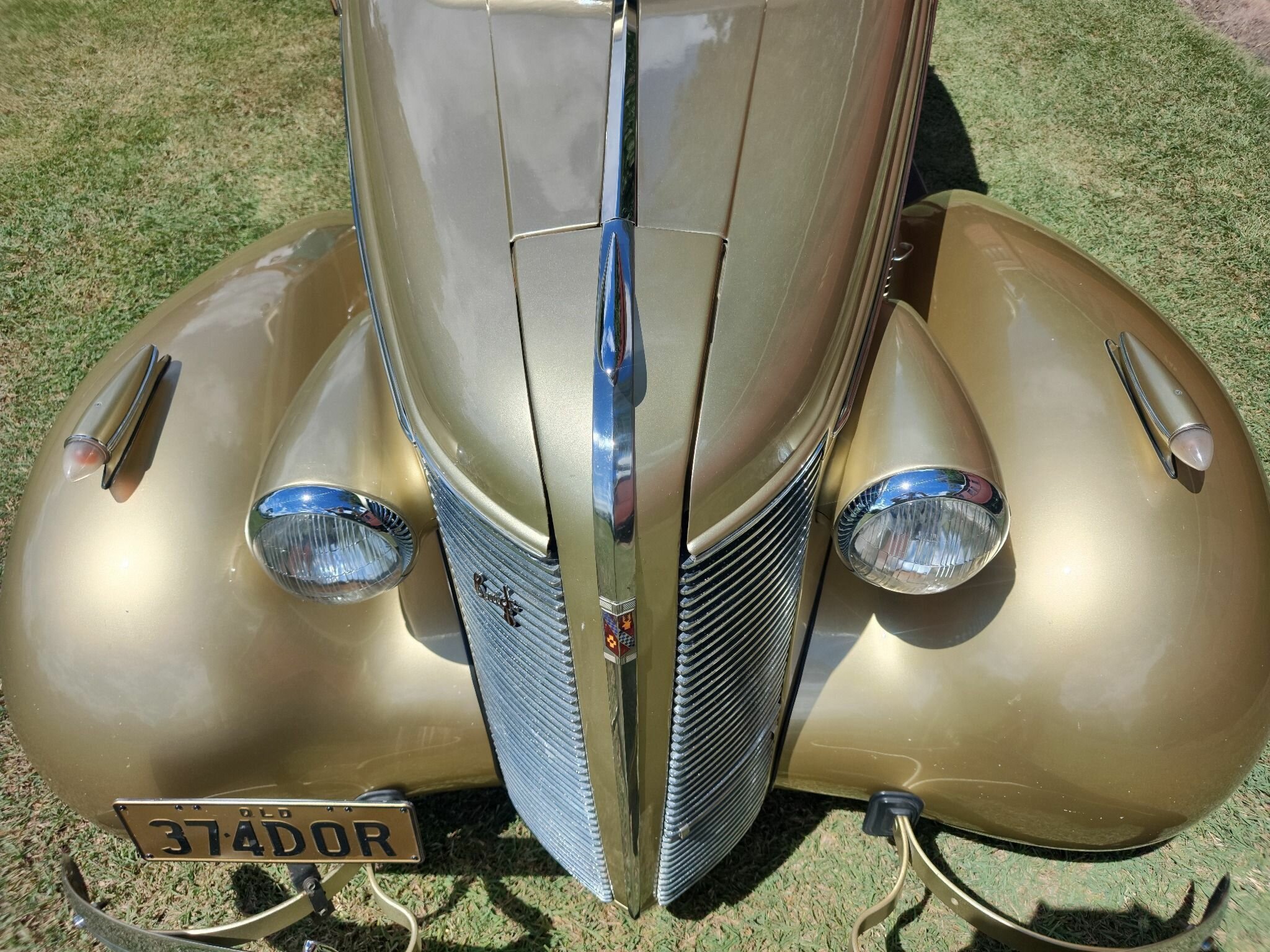 1937 BUICK CENTURY EIGHT AUTOMATIC SEDAN