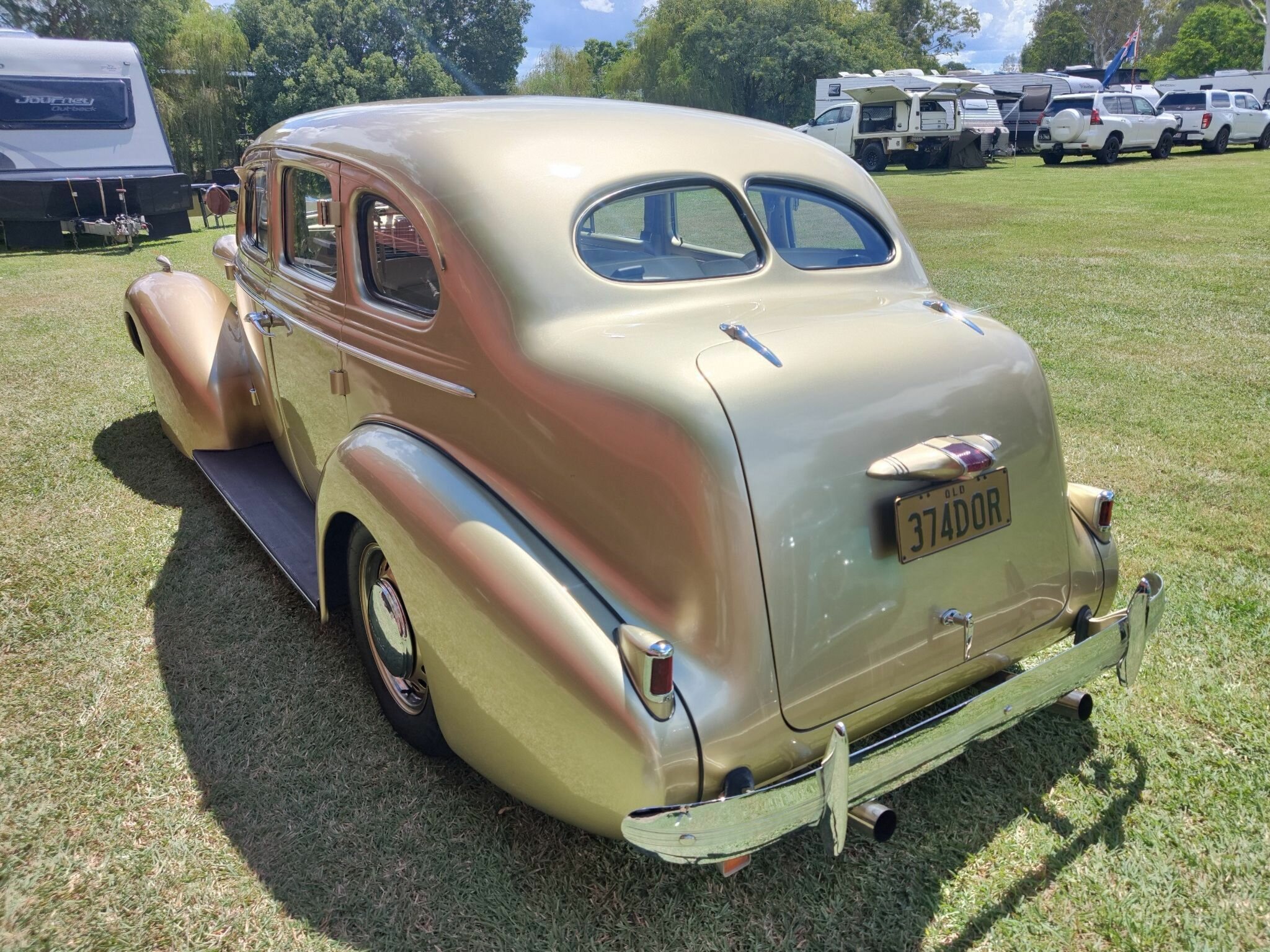 1937 BUICK CENTURY EIGHT AUTOMATIC SEDAN