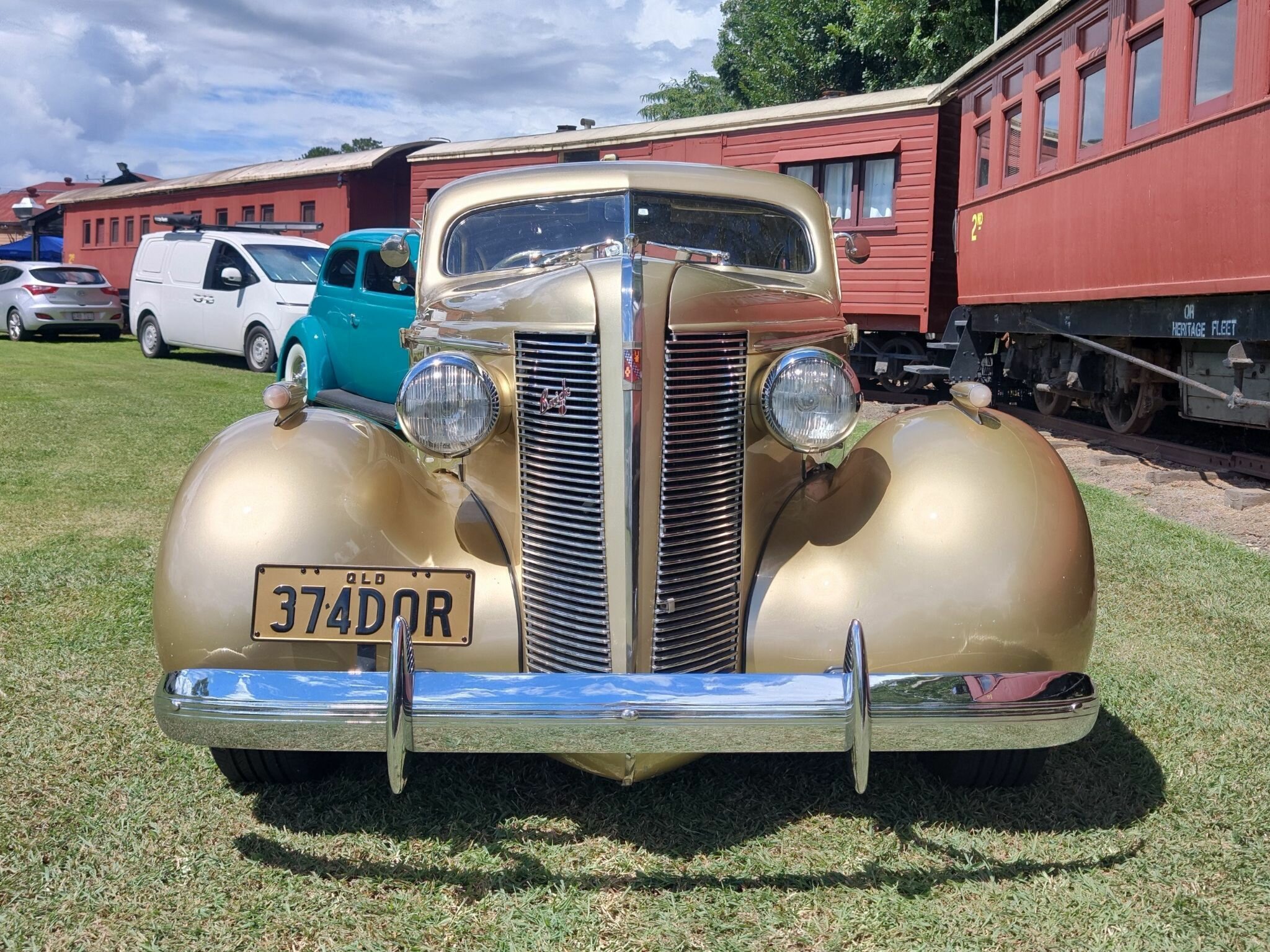 1937 BUICK CENTURY EIGHT AUTOMATIC SEDAN