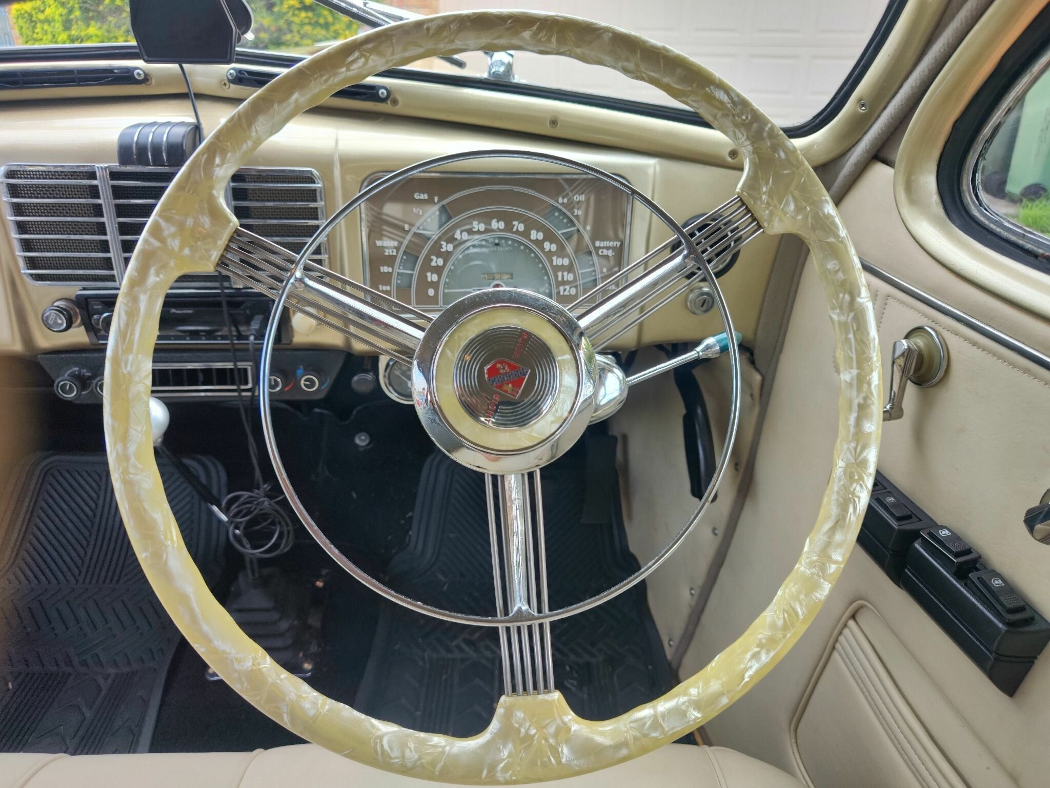 1937 BUICK CENTURY EIGHT AUTOMATIC SEDAN