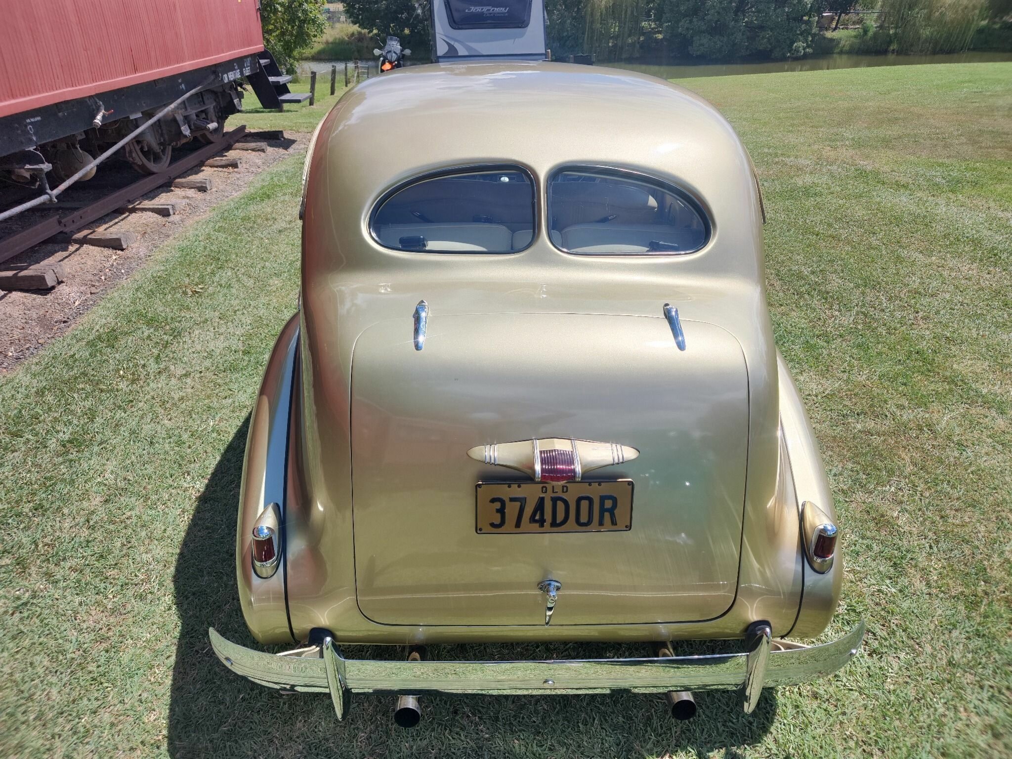 1937 BUICK CENTURY EIGHT AUTOMATIC SEDAN