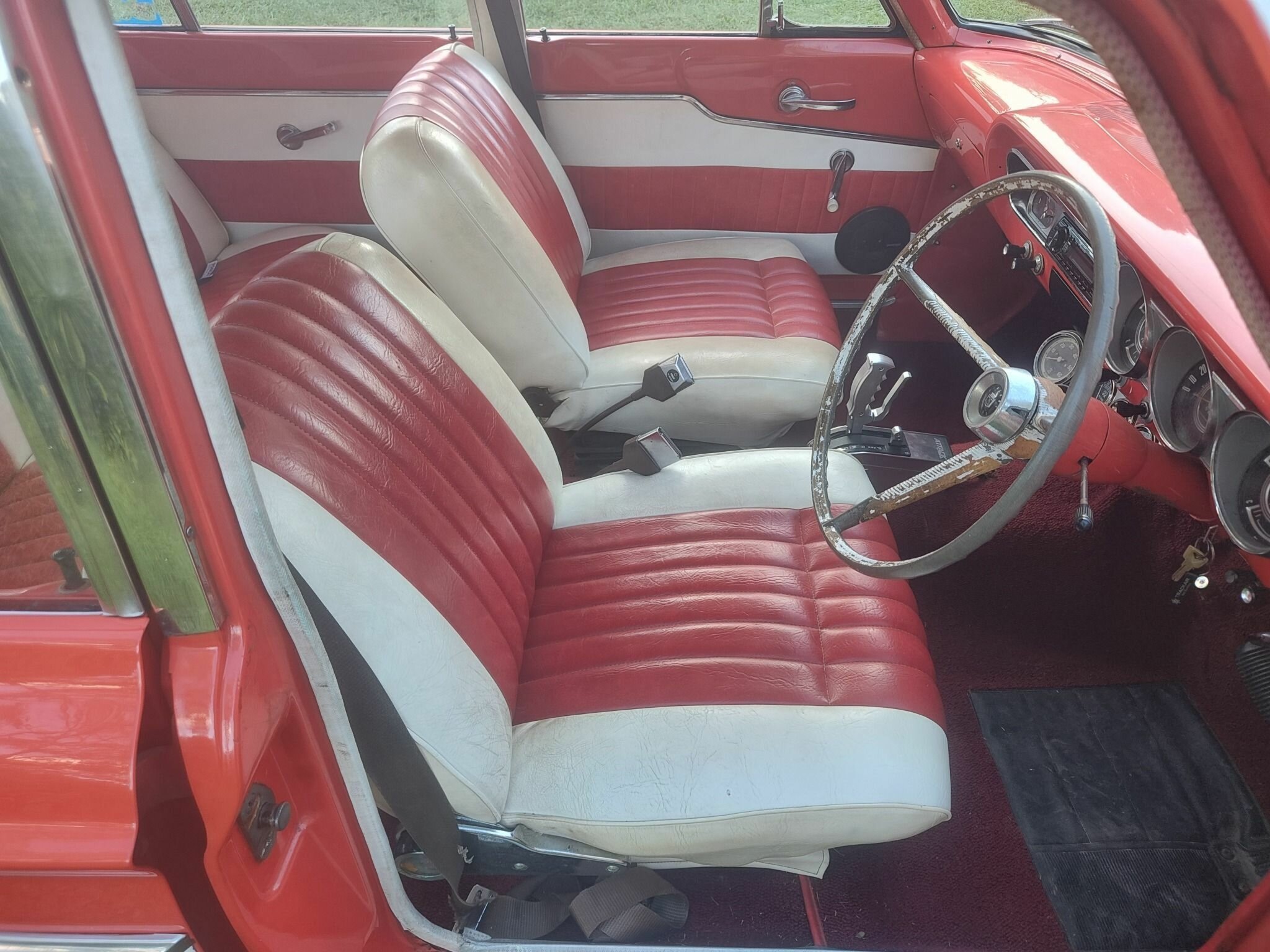 1964 FORD FAIRLANE 500 3 SP AUTOMATIC 4D SEDAN
