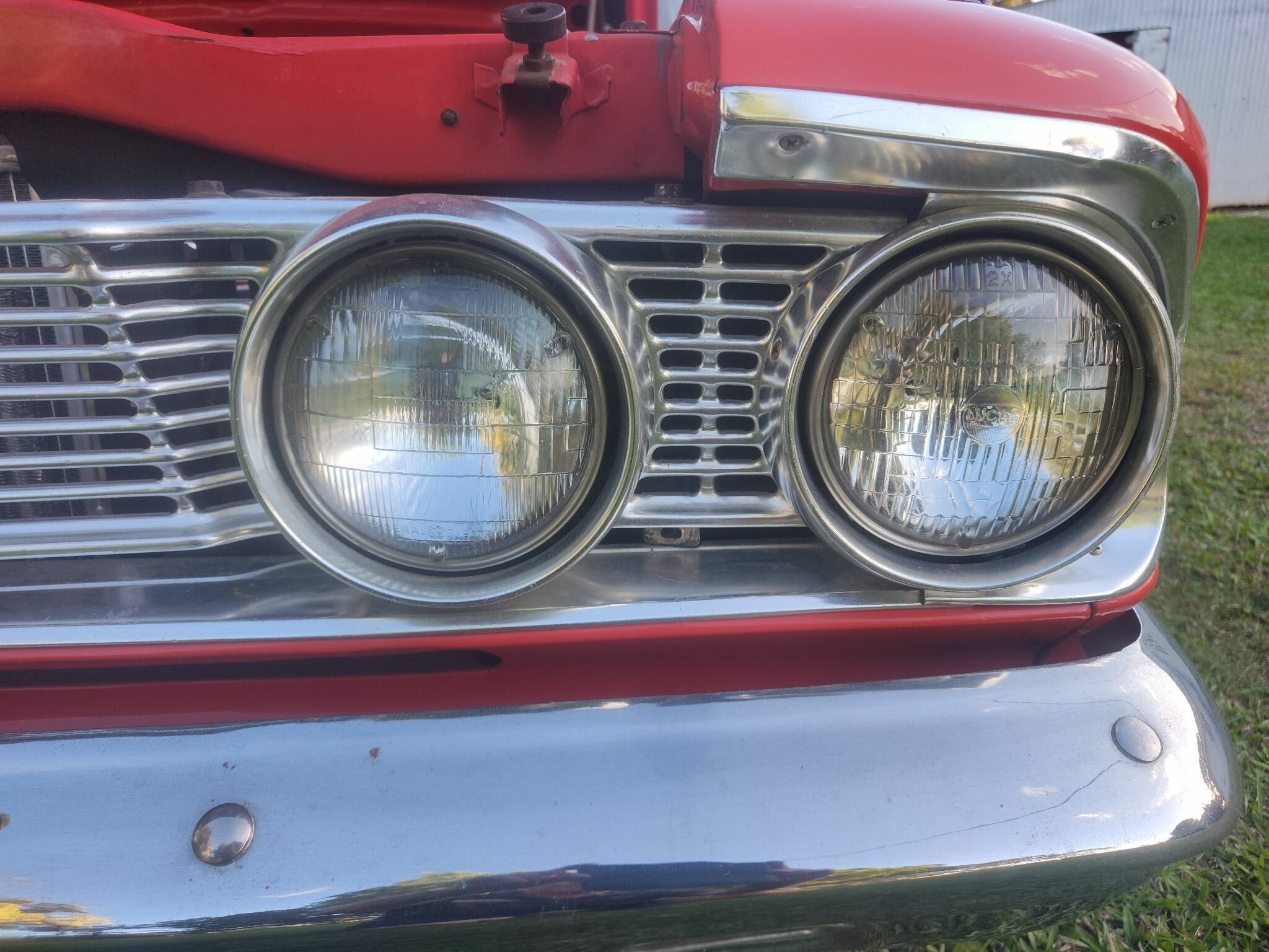 1964 FORD FAIRLANE 500 3 SP AUTOMATIC 4D SEDAN