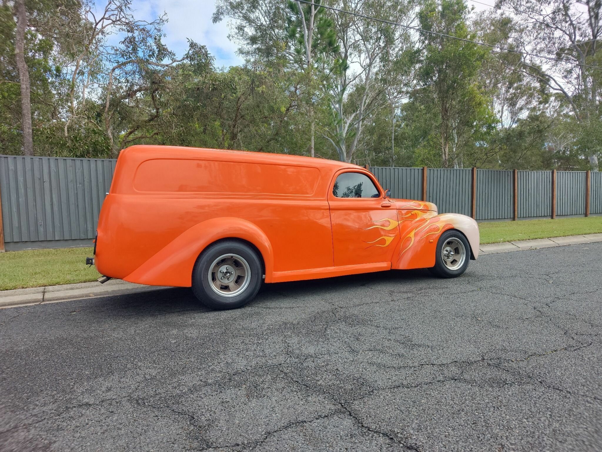 2018 WILLEZE CUSTOM AUTOMATIC 2D VAN