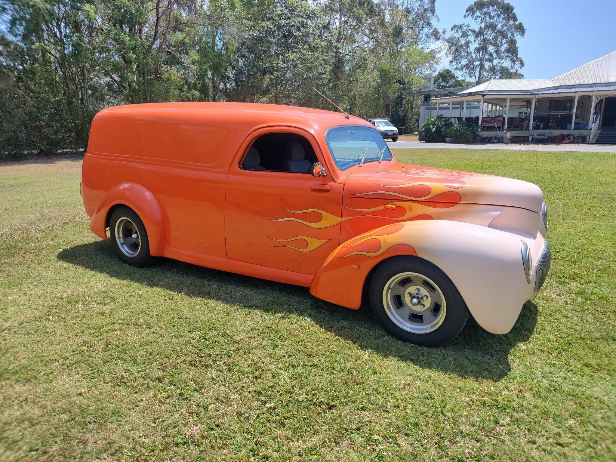 2018 WILLEZE CUSTOM AUTOMATIC 2D VAN