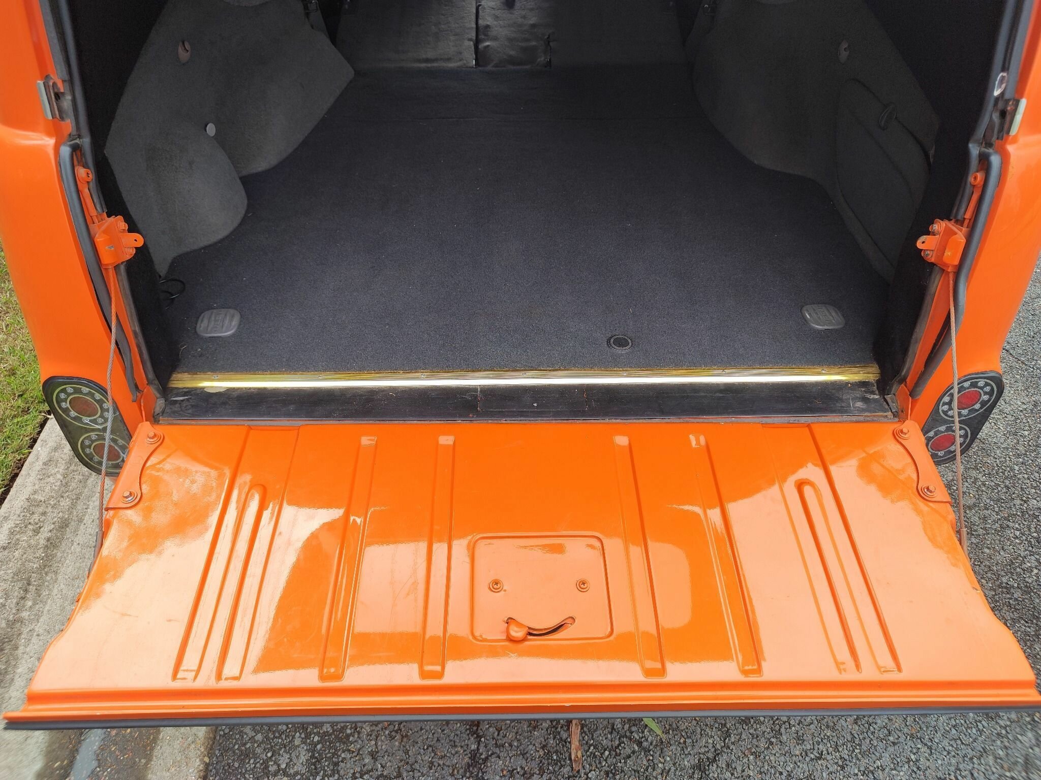 2018 WILLEZE CUSTOM AUTOMATIC 2D VAN