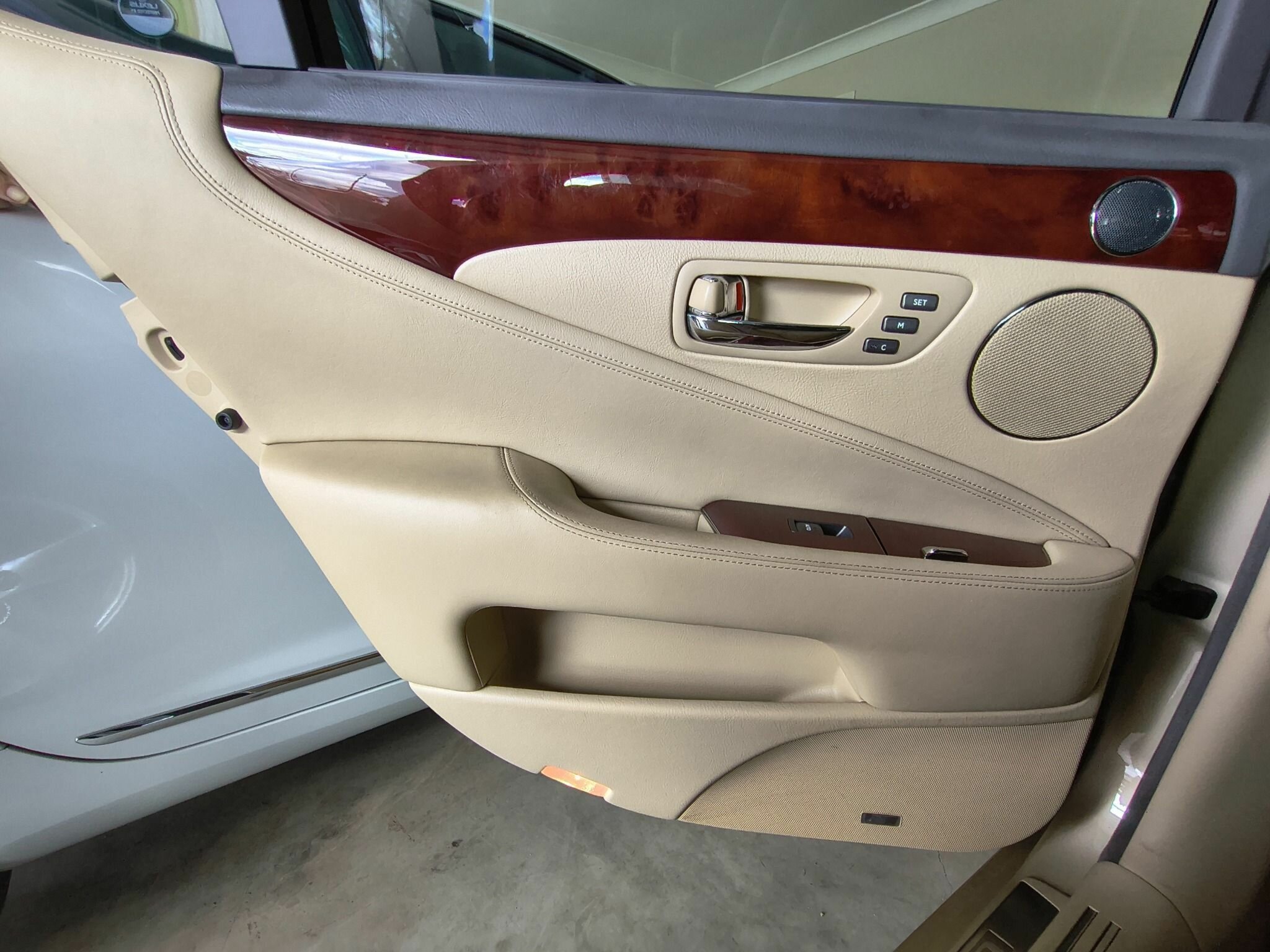 2008 LEXUS LS460 USF40R 8 SP AUTOMATIC 4D SEDAN