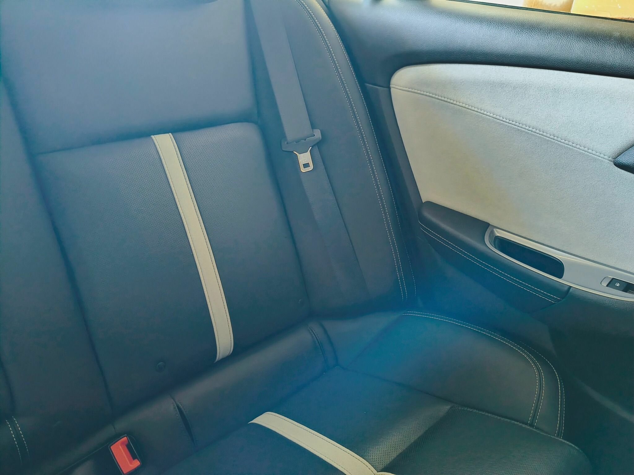 2016 HOLDEN CALAIS VF II 6 SP AUTOMATIC 4D SEDAN