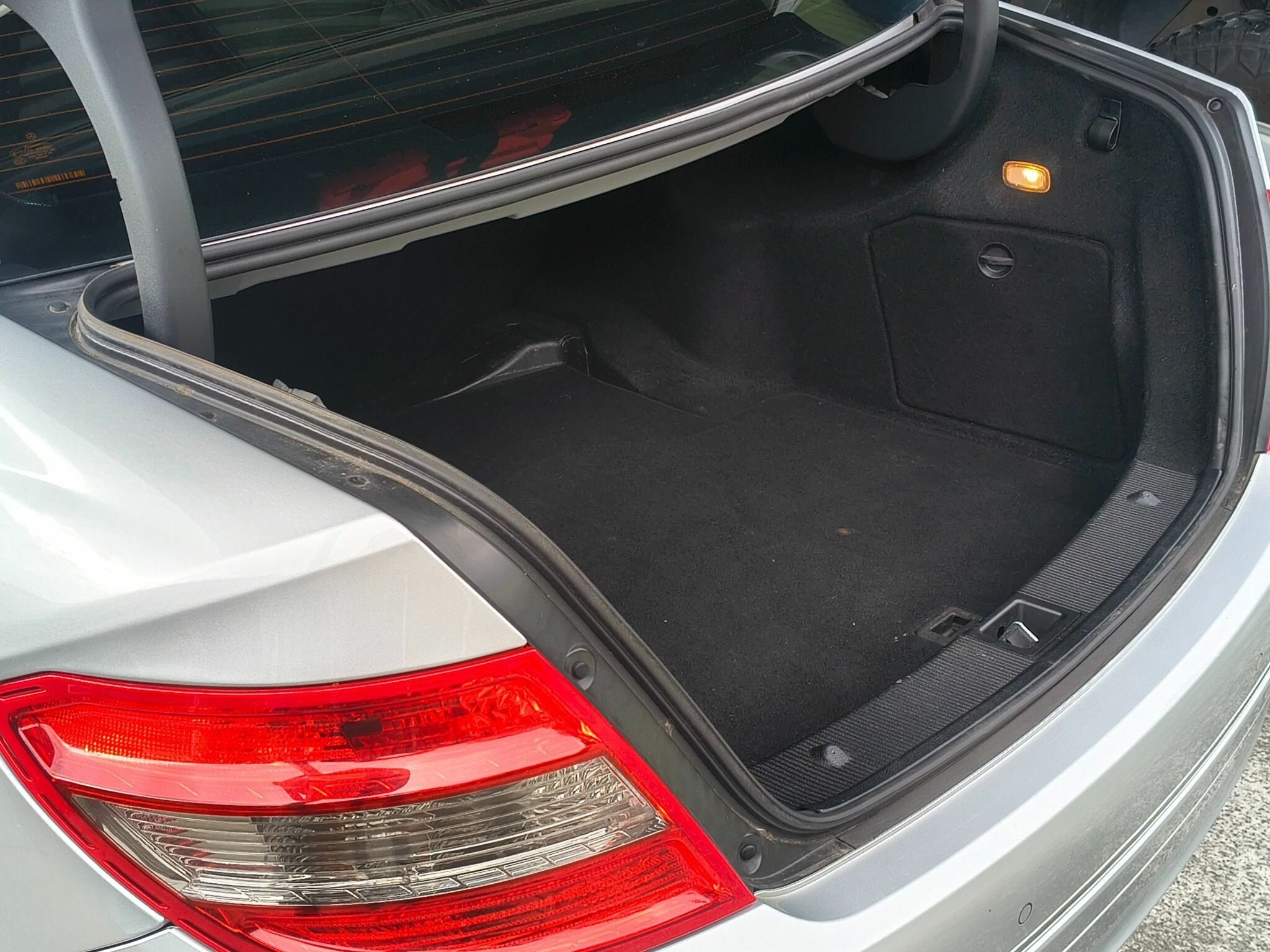 2009 MERCEDES-BENZ C200 W204 KOMPRESSOR AVANTGARDE SE 5 SP AUTOMATIC TIPSHIFT 4D SEDAN