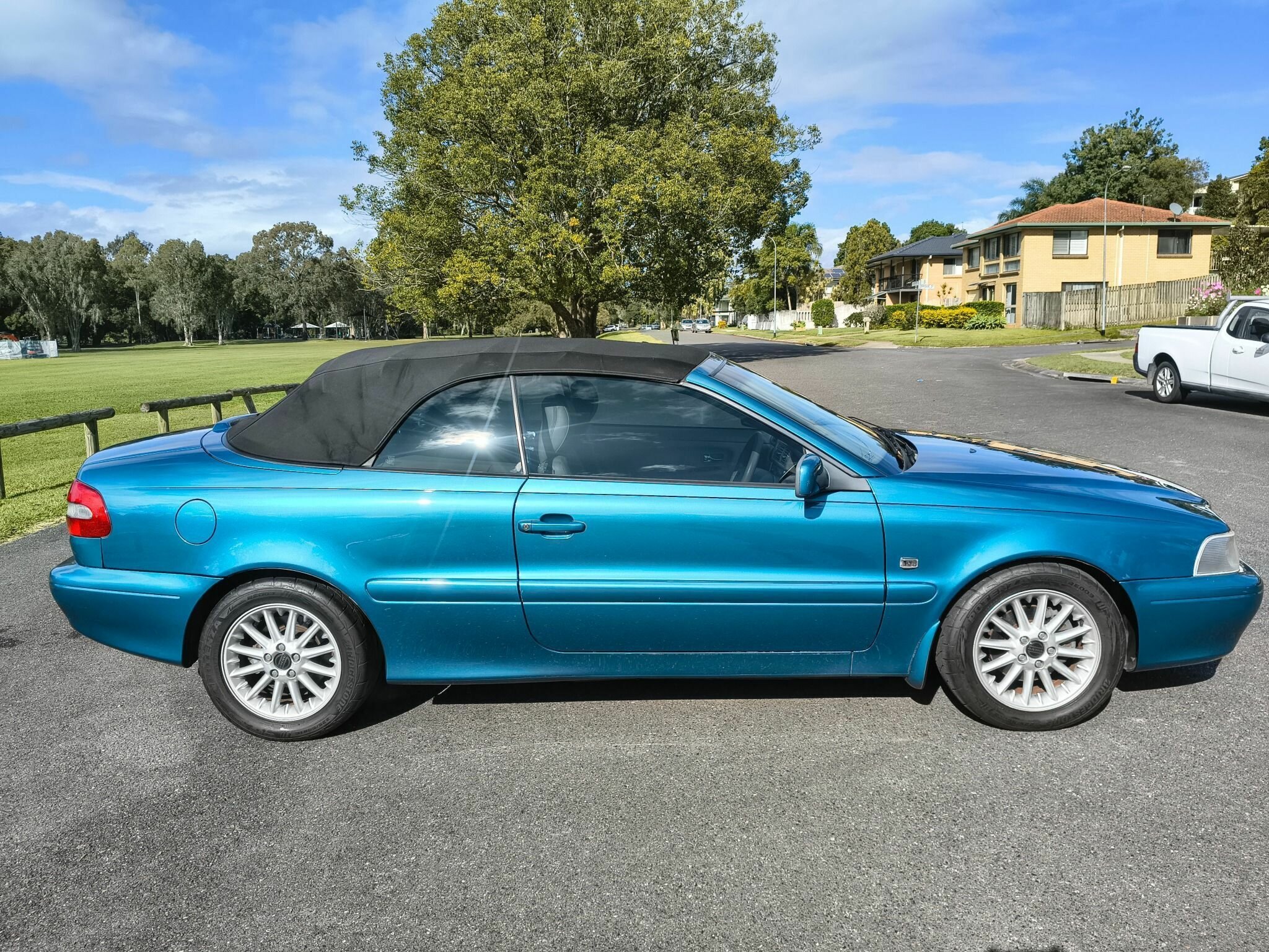 2000 VOLVO C70 2.4T 4 SP AUTOMATIC 2D CONVERTIBLE