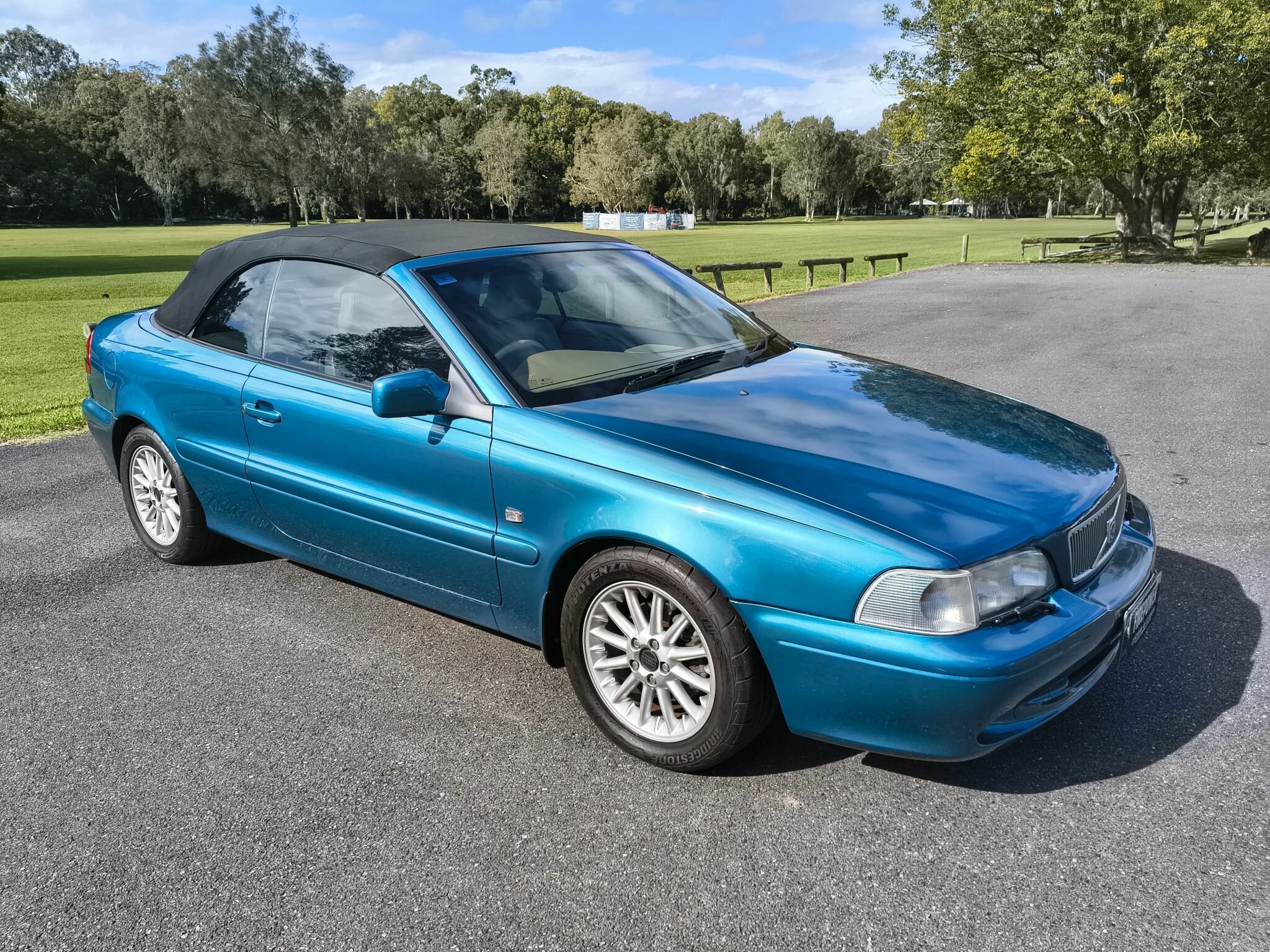 2000 VOLVO C70 2.4T 4 SP AUTOMATIC 2D CONVERTIBLE