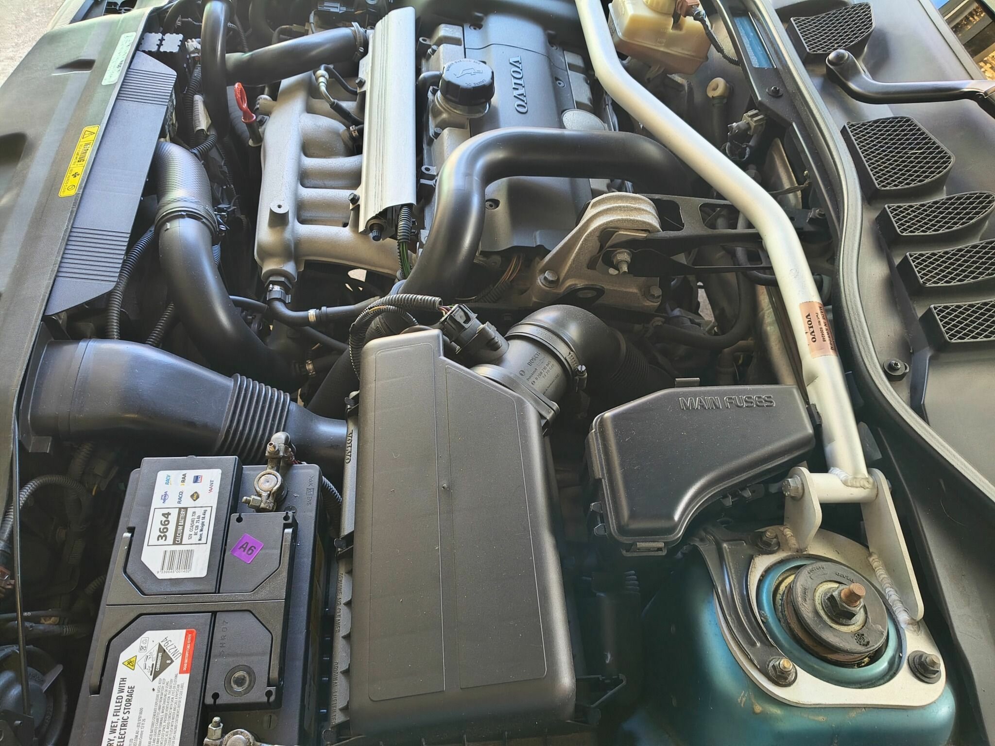 2000 VOLVO C70 2.4T 4 SP AUTOMATIC 2D CONVERTIBLE