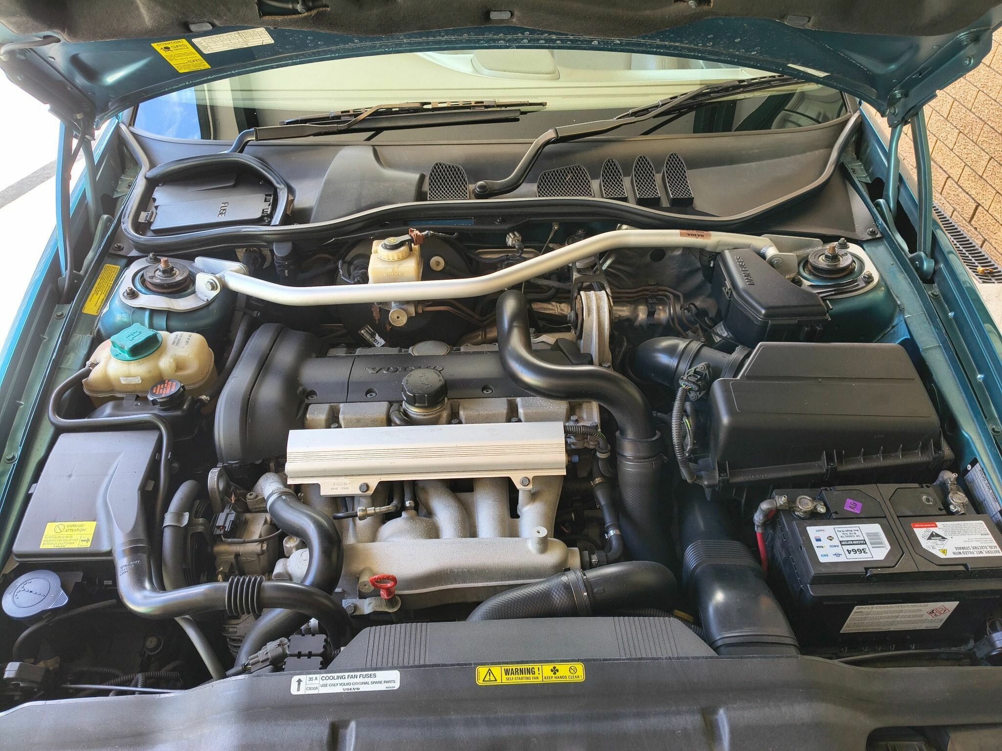 2000 VOLVO C70 2.4T 4 SP AUTOMATIC 2D CONVERTIBLE
