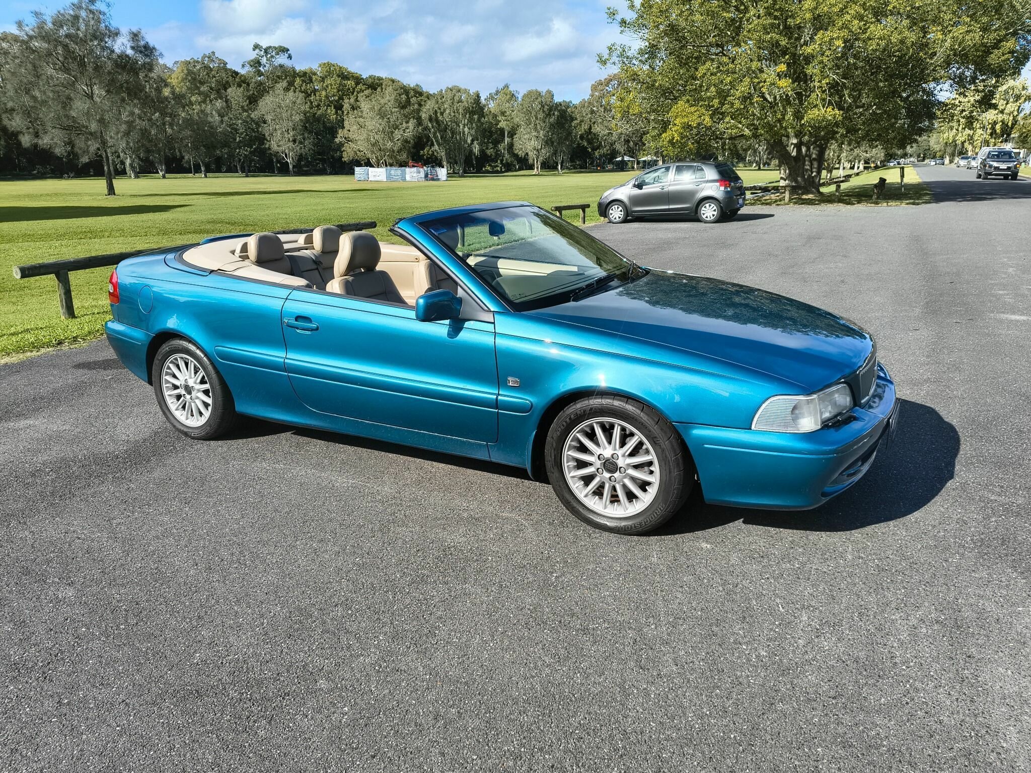 2000 VOLVO C70 2.4T 4 SP AUTOMATIC 2D CONVERTIBLE