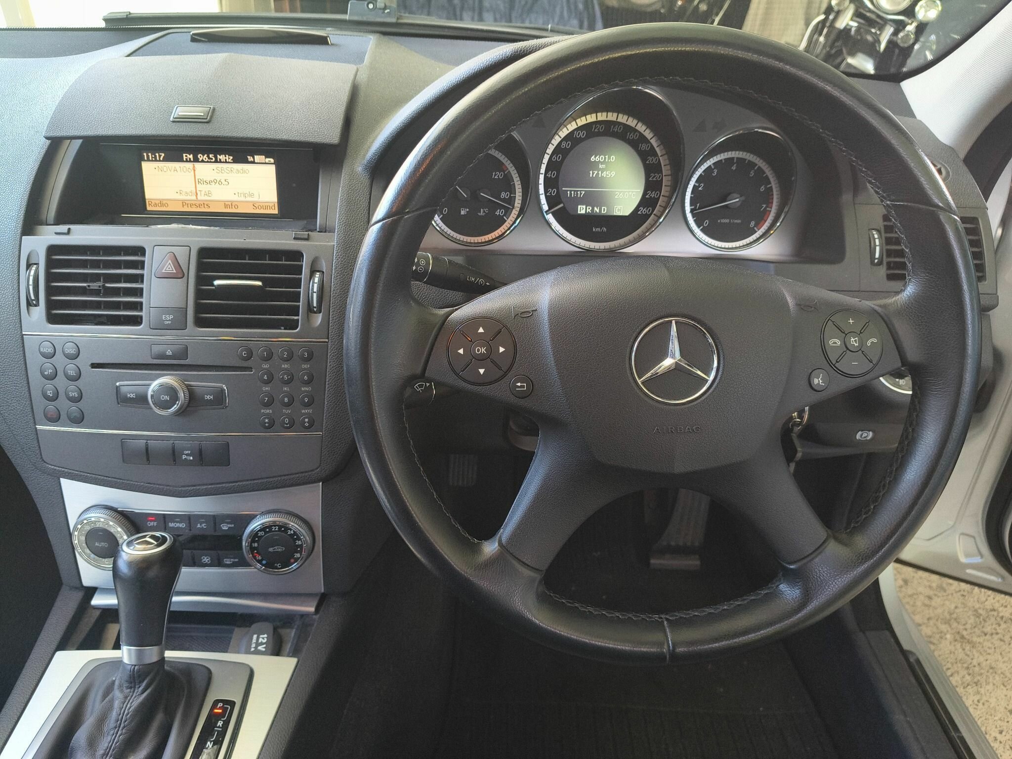 2009 MERCEDES-BENZ C200 W204 KOMPRESSOR AVANTGARDE SE 5 SP AUTOMATIC TIPSHIFT 4D SEDAN
