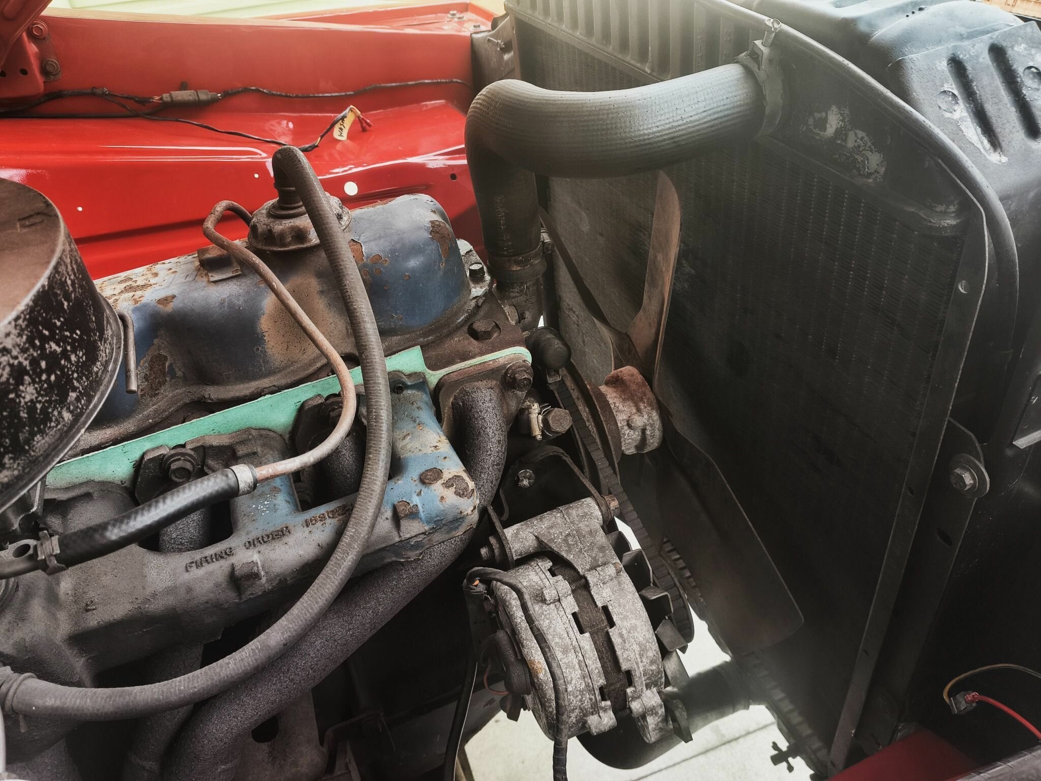 1972 FORD F250 4 SP MANUAL C/CHAS TRAY