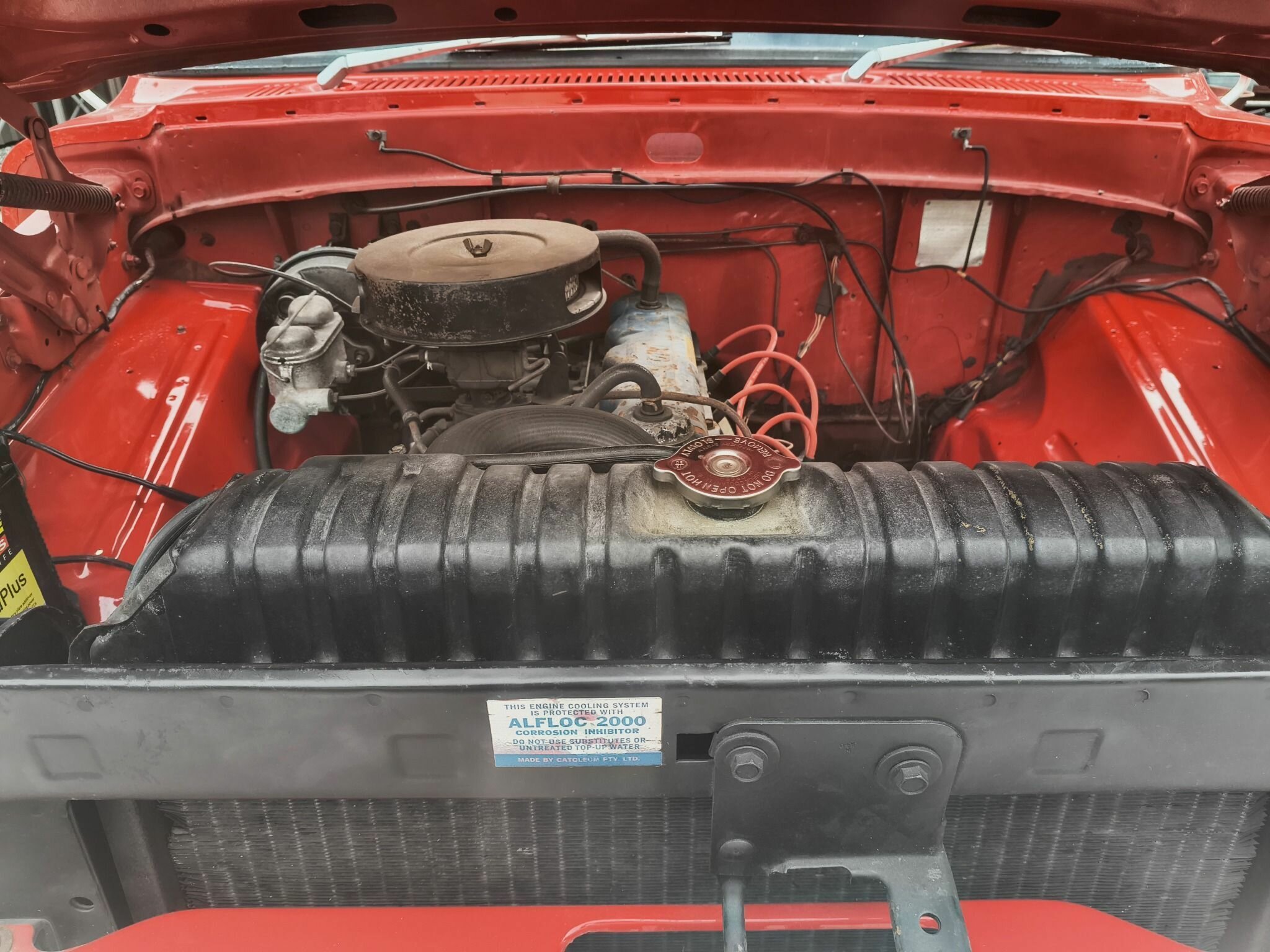 1972 FORD F250 4 SP MANUAL C/CHAS TRAY