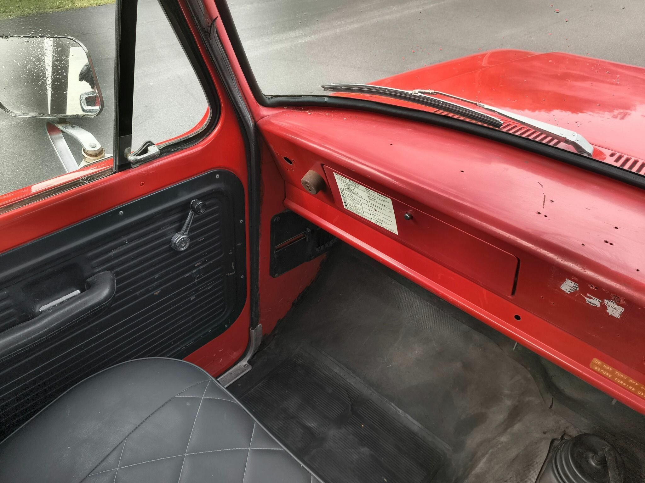 1972 FORD F250 4 SP MANUAL C/CHAS TRAY