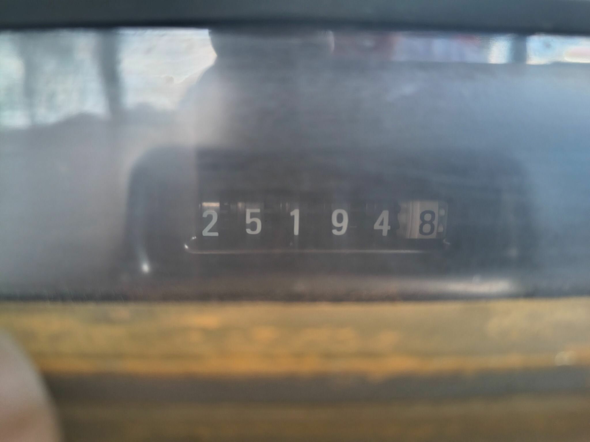 1972 FORD F250 4 SP MANUAL C/CHAS TRAY