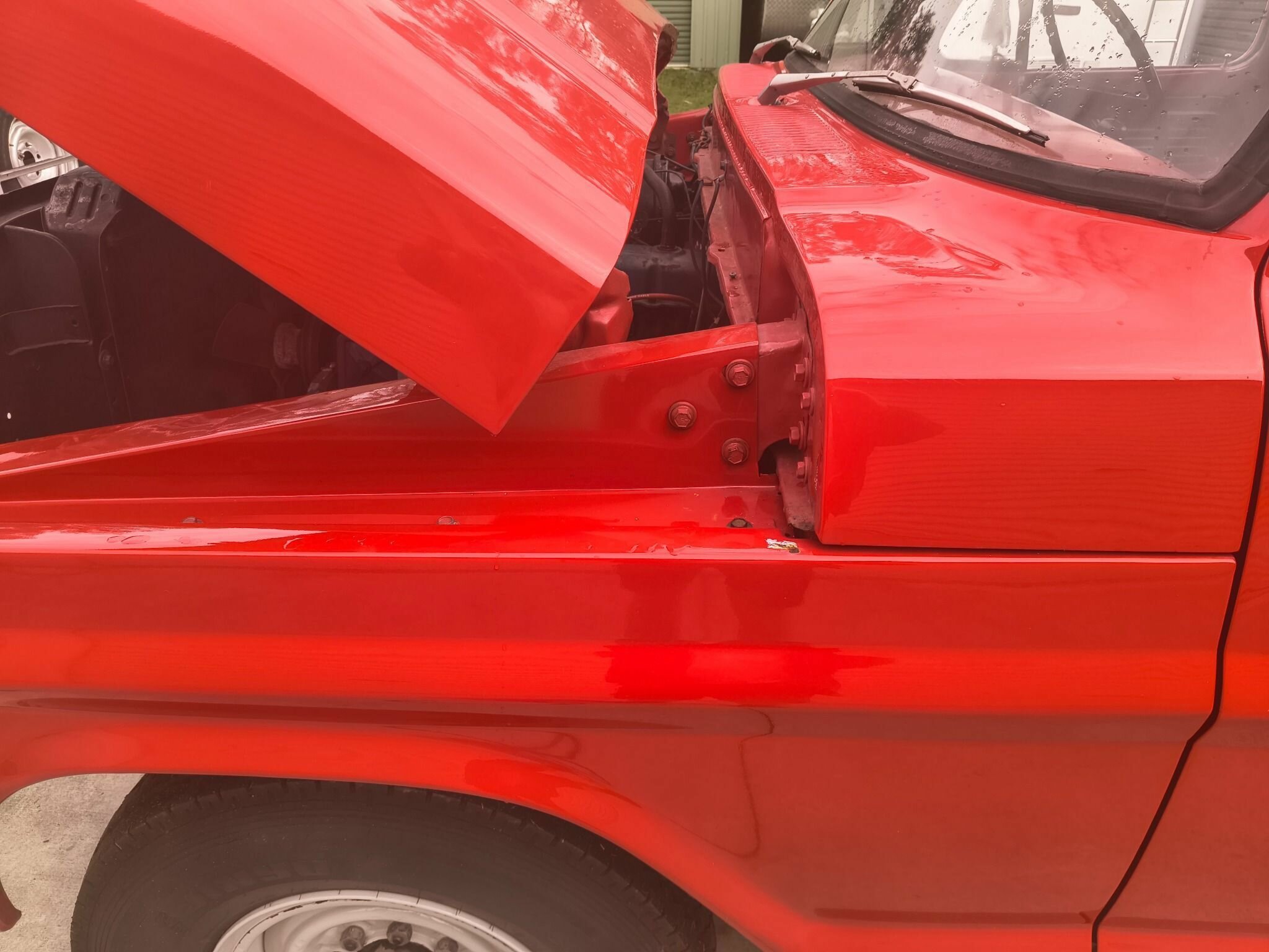 1972 FORD F250 4 SP MANUAL C/CHAS TRAY