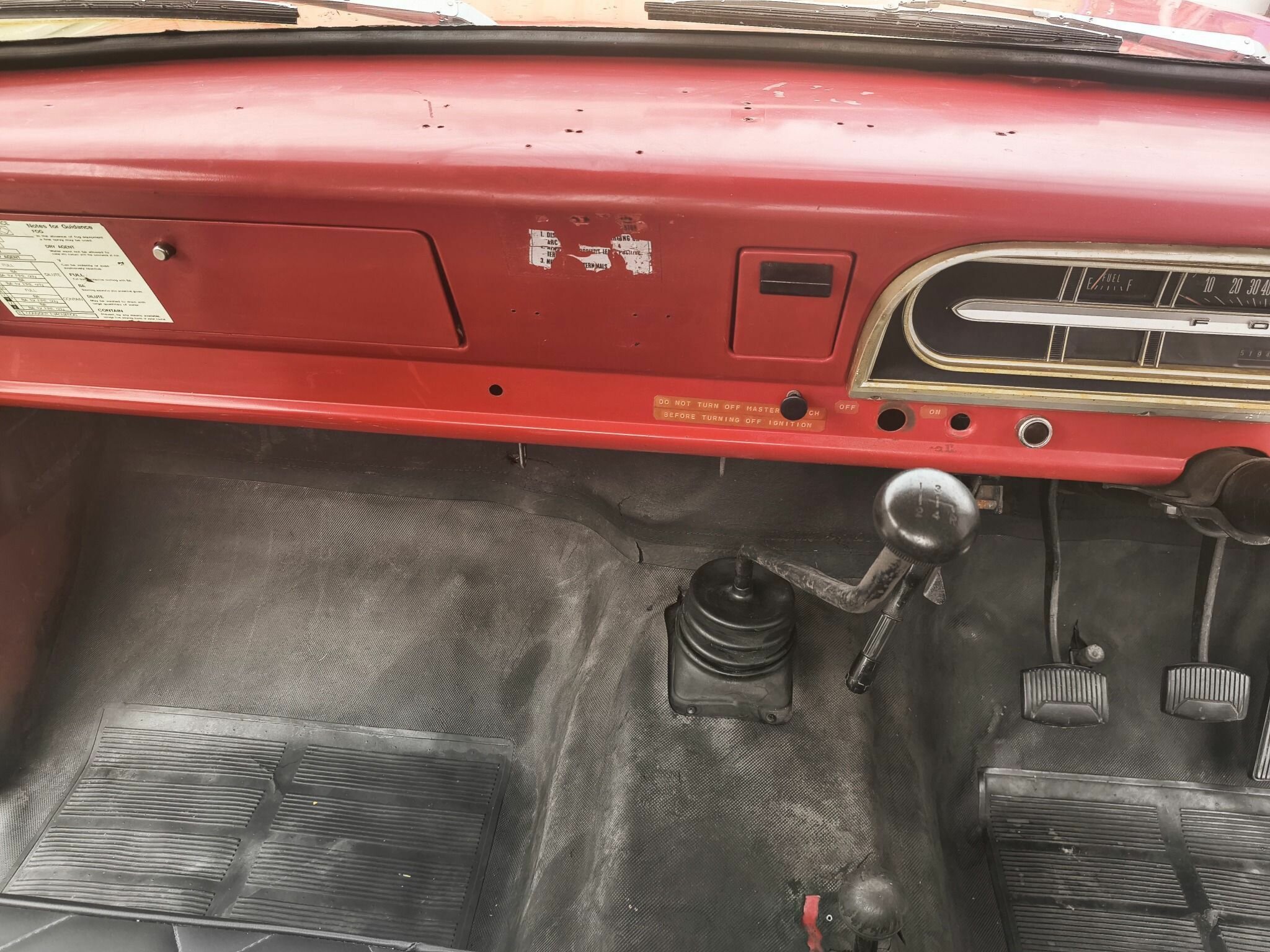 1972 FORD F250 4 SP MANUAL C/CHAS TRAY