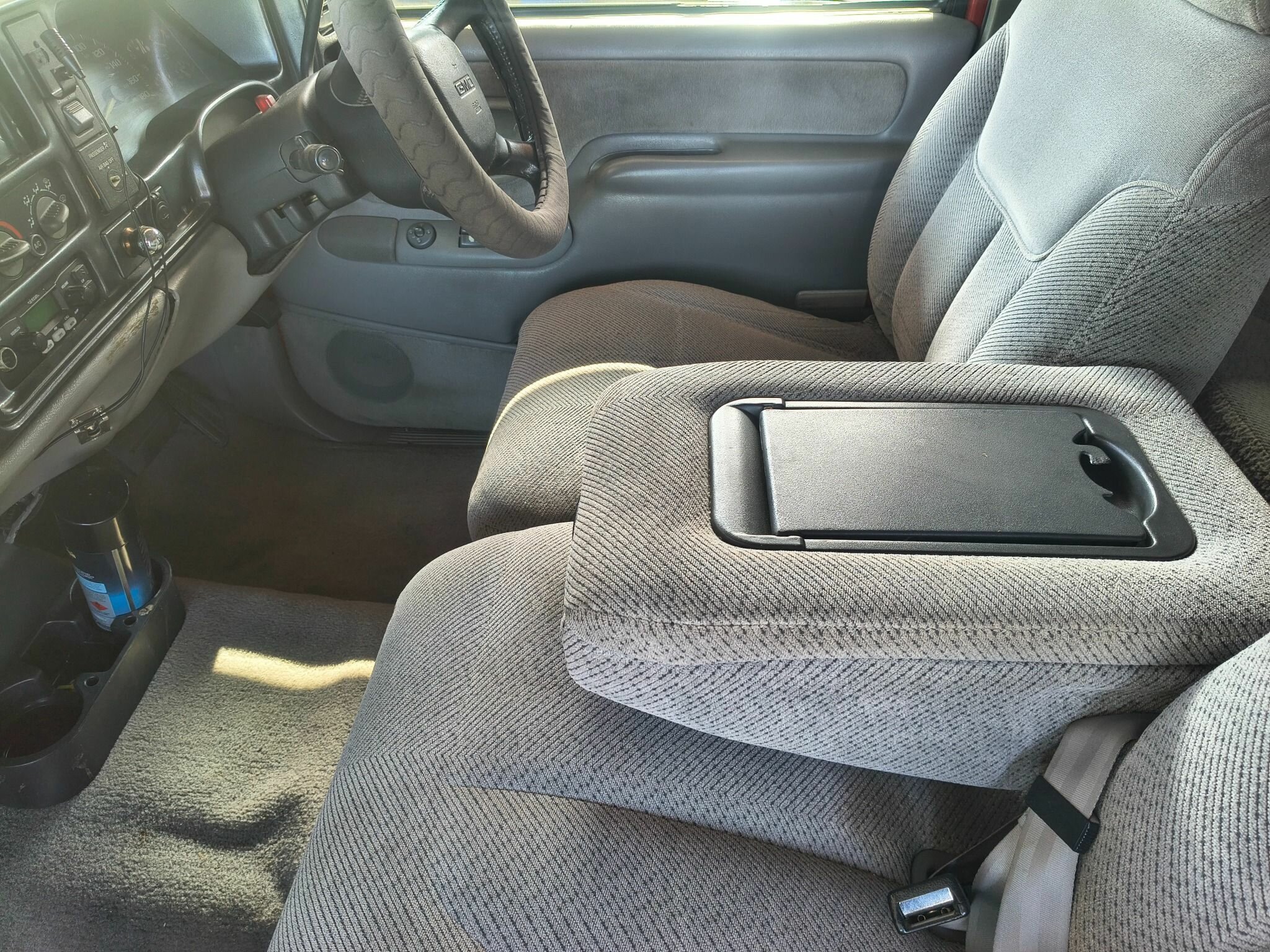 1989 GMC SIERRA C1500 AUTOMATIC 2D SPACE CAB UTILITY