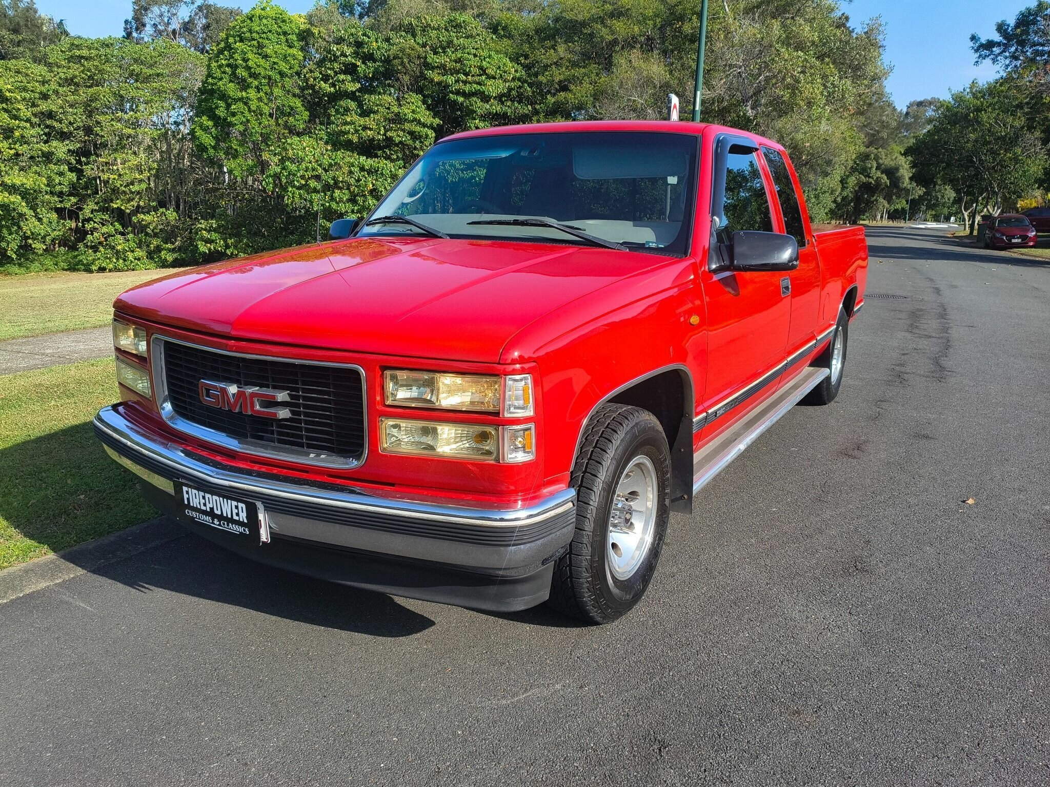 1989 GMC SIERRA C1500 AUTOMATIC 2D SPACE CAB UTILITY