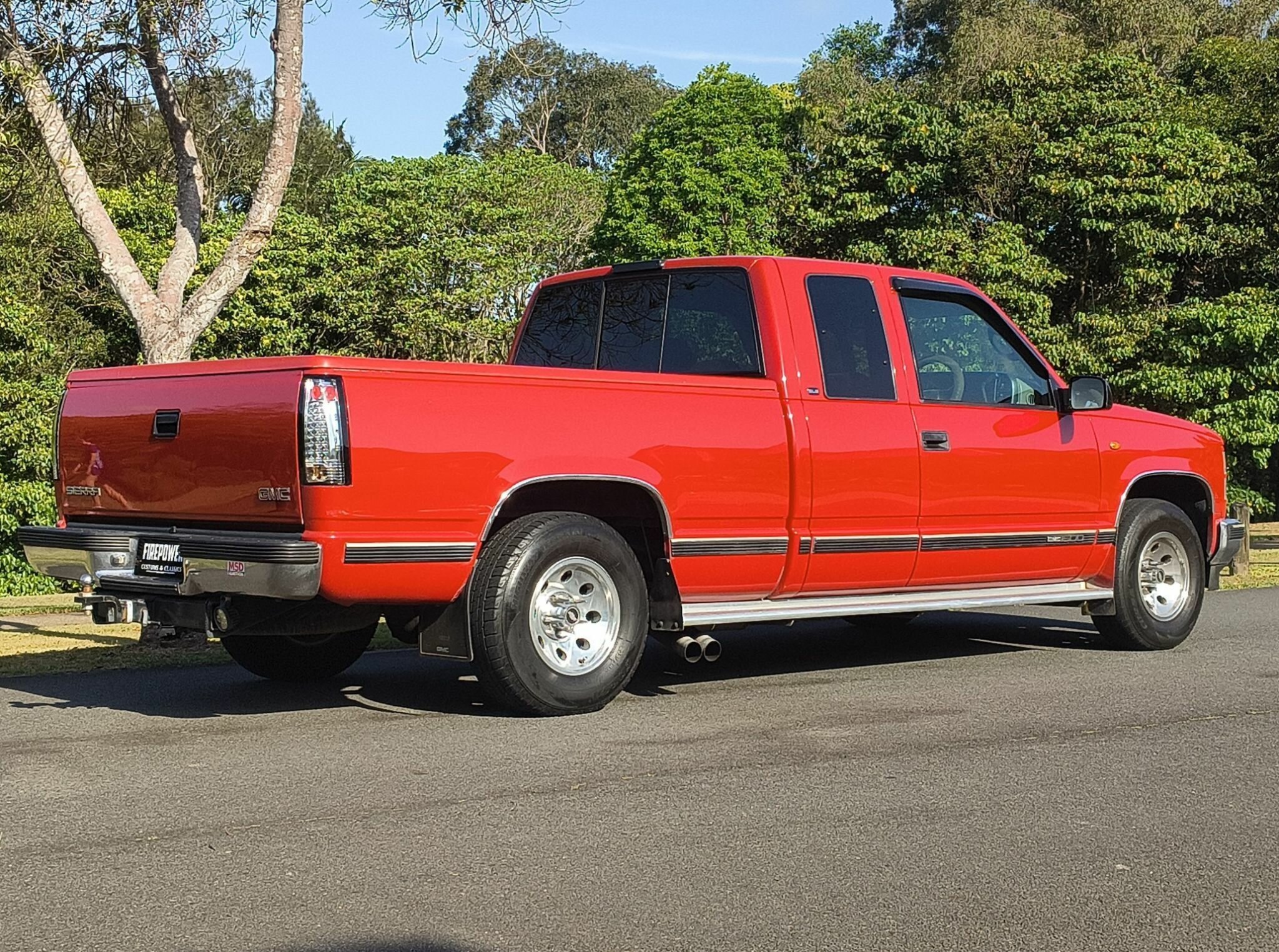 1989 GMC SIERRA C1500 AUTOMATIC 2D SPACE CAB UTILITY