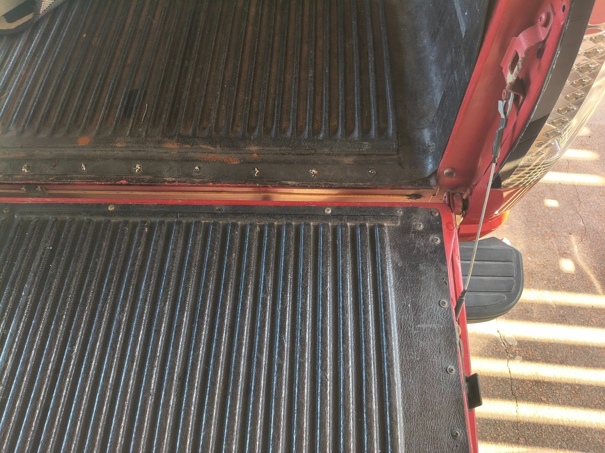 1989 GMC SIERRA C1500 AUTOMATIC 2D SPACE CAB UTILITY