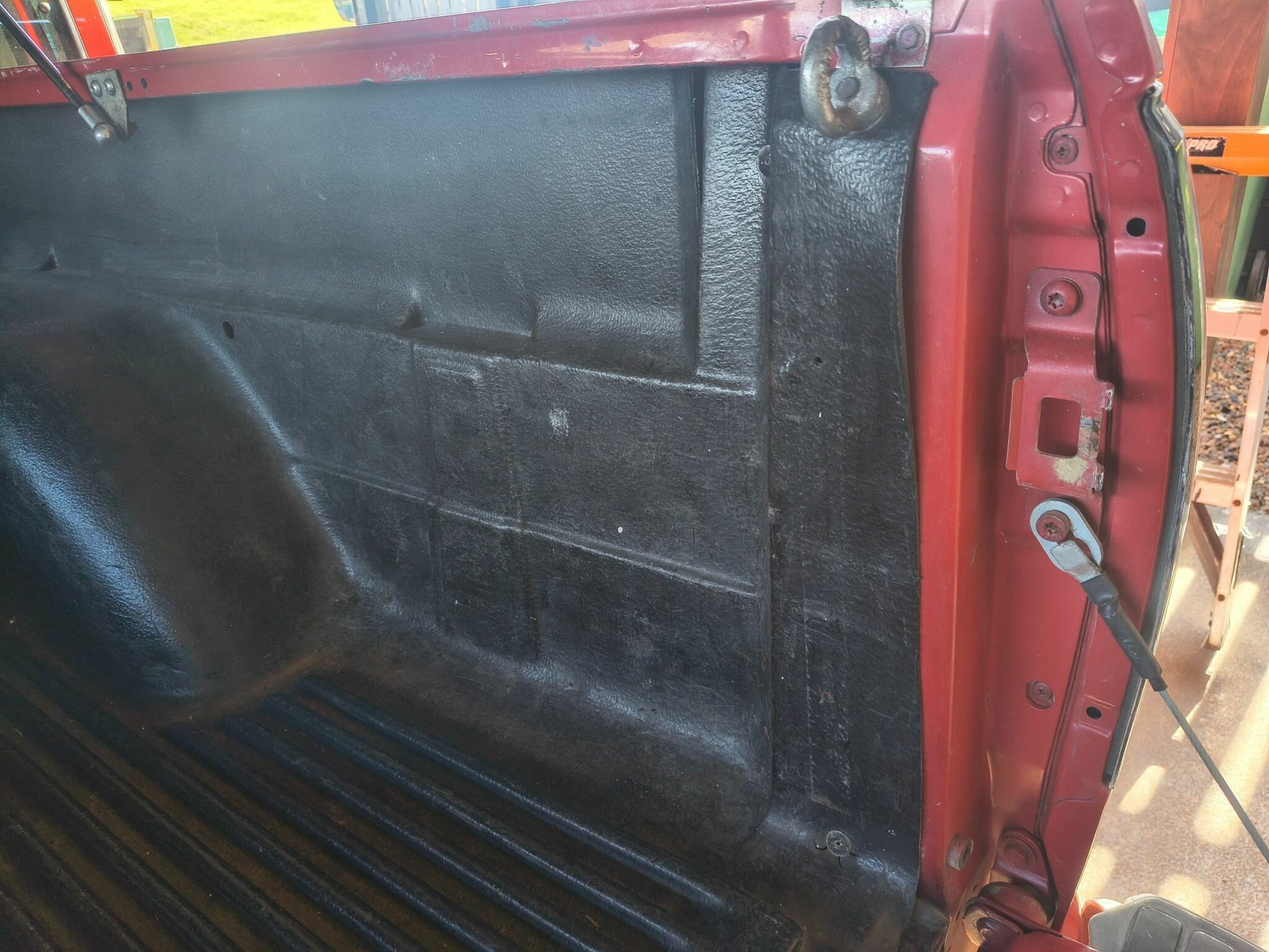 1989 GMC SIERRA C1500 AUTOMATIC 2D SPACE CAB UTILITY