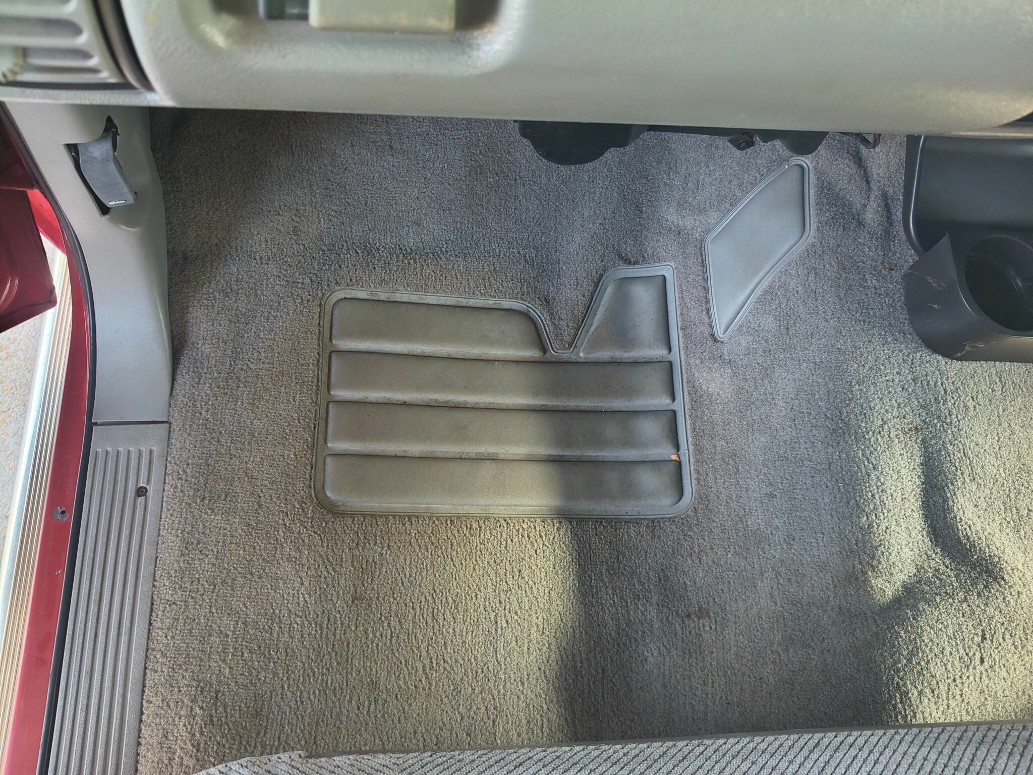 1989 GMC SIERRA C1500 AUTOMATIC 2D SPACE CAB UTILITY