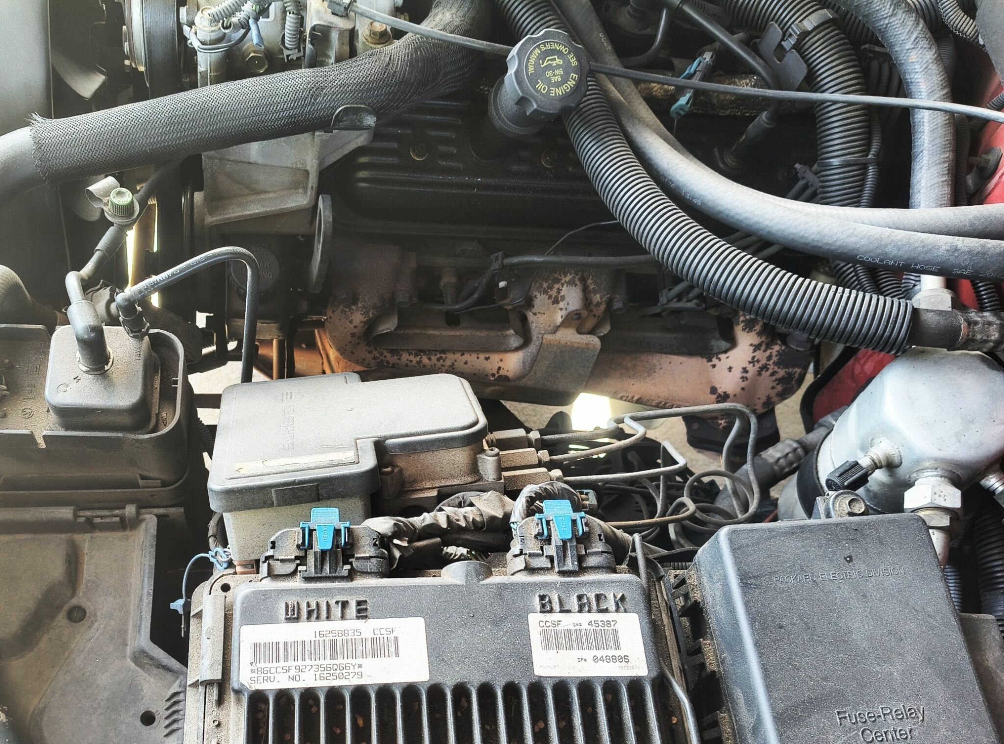 1989 GMC SIERRA C1500 AUTOMATIC 2D SPACE CAB UTILITY