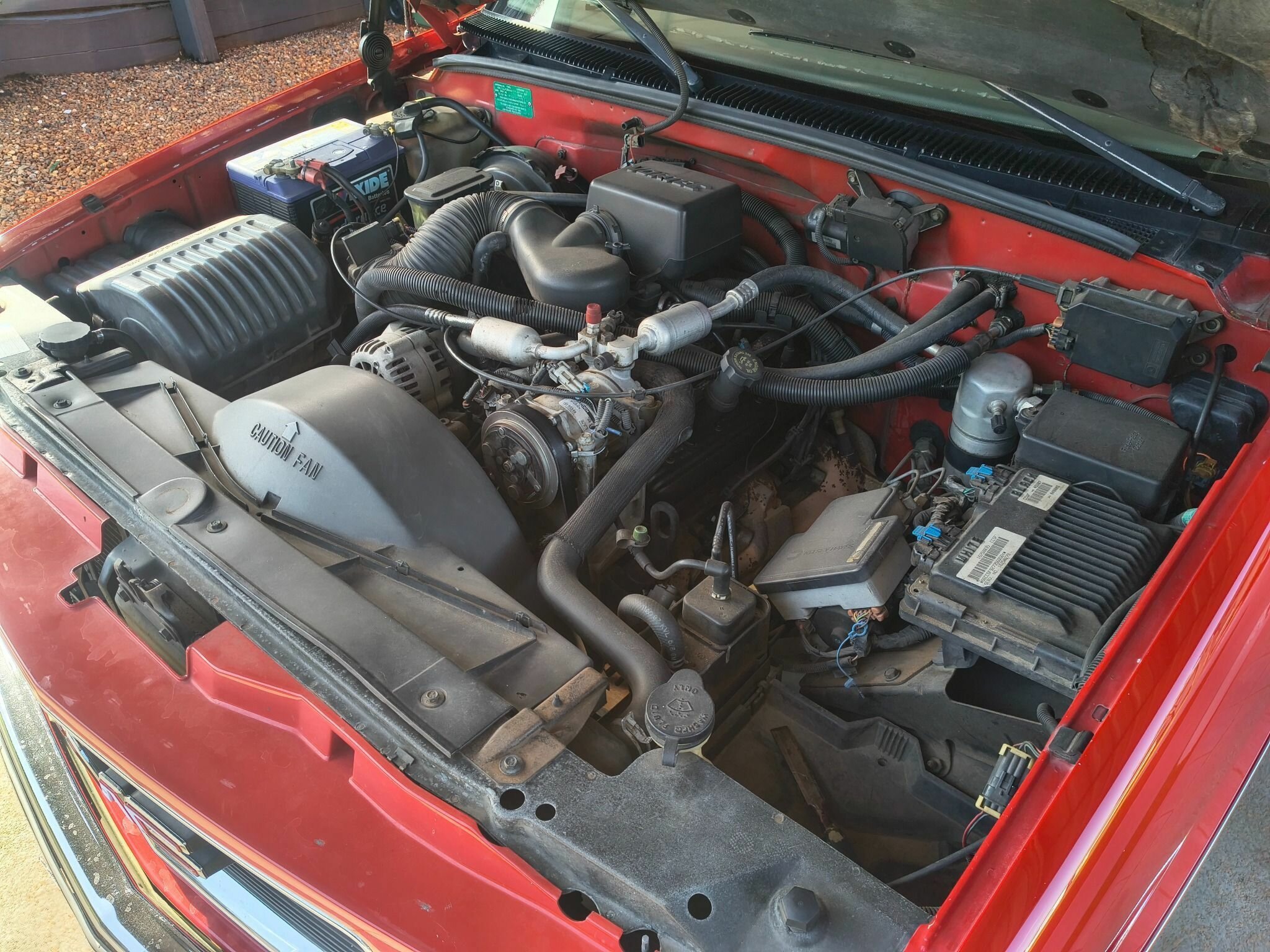 1989 GMC SIERRA C1500 AUTOMATIC 2D SPACE CAB UTILITY