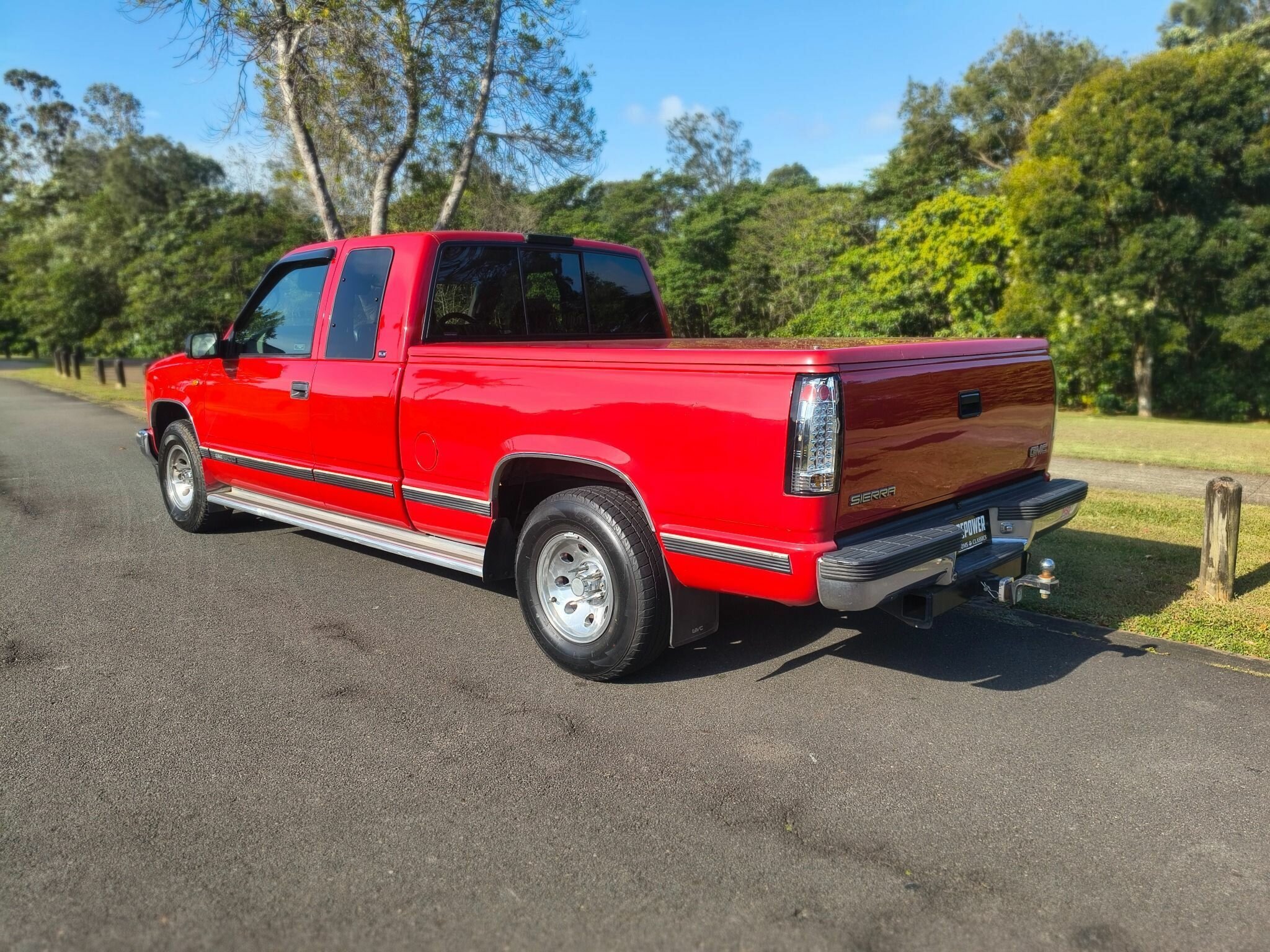 1989 GMC SIERRA C1500 AUTOMATIC 2D SPACE CAB UTILITY