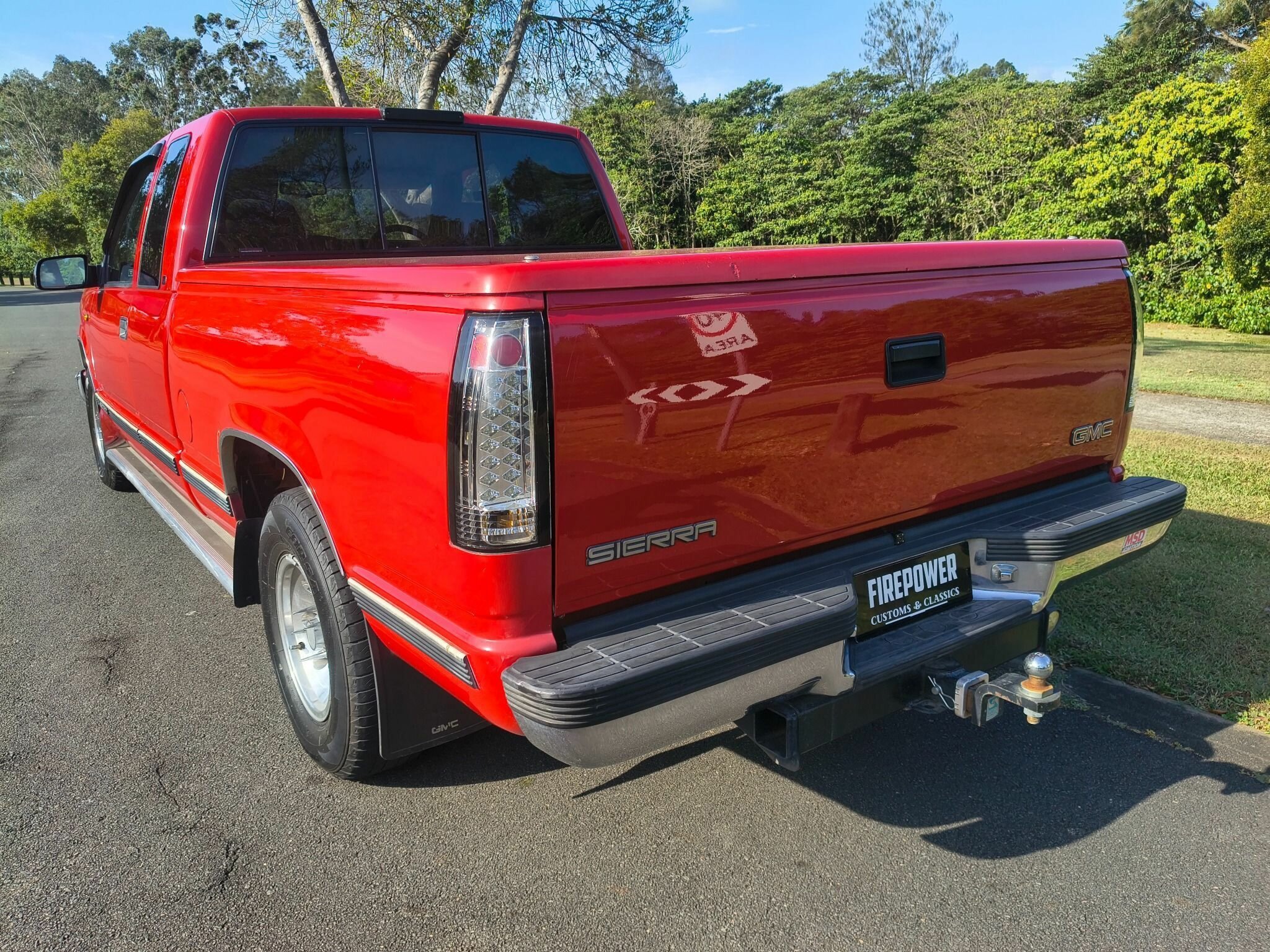 1989 GMC SIERRA C1500 AUTOMATIC 2D SPACE CAB UTILITY