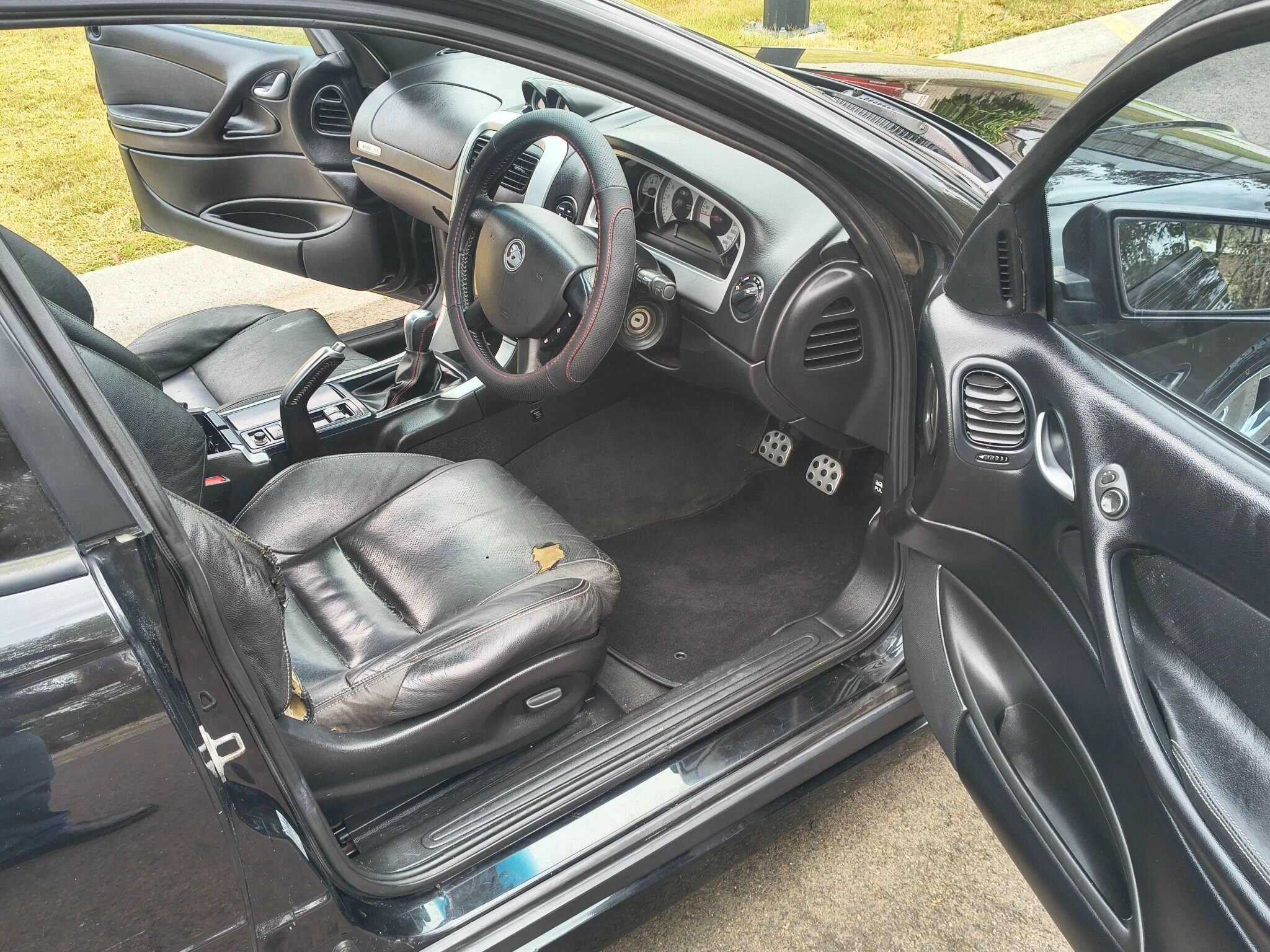2006 HSV MALOO Z SERIES R8 6 SP MANUAL UTILITY