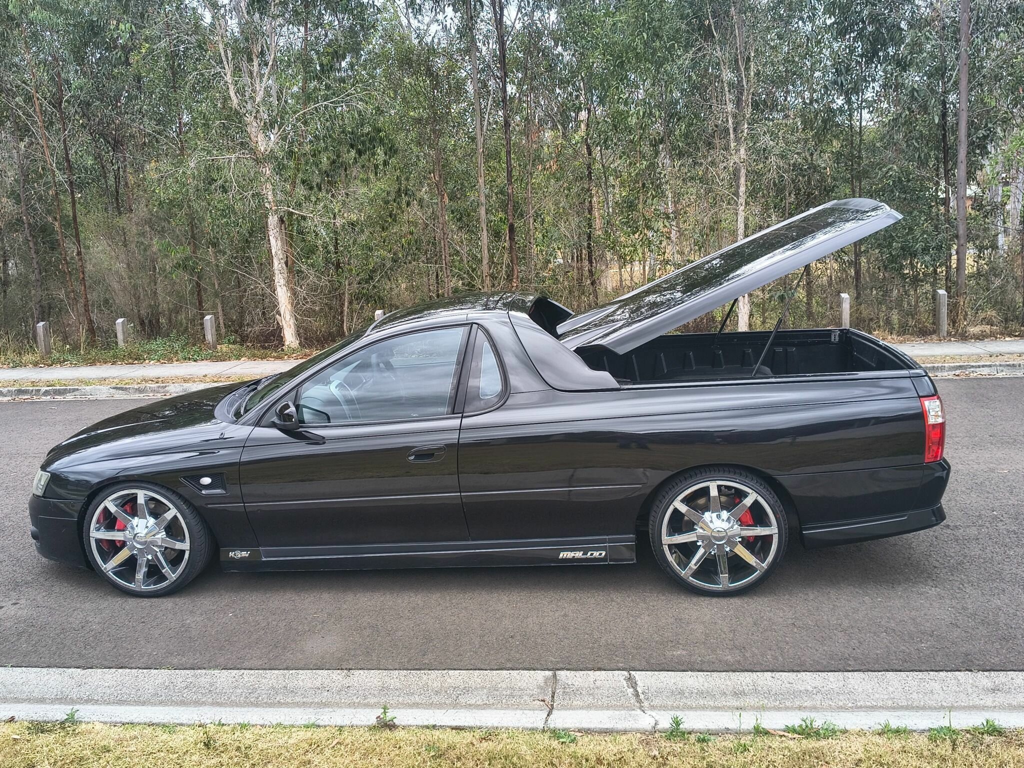 2006 HSV MALOO Z SERIES R8 6 SP MANUAL UTILITY