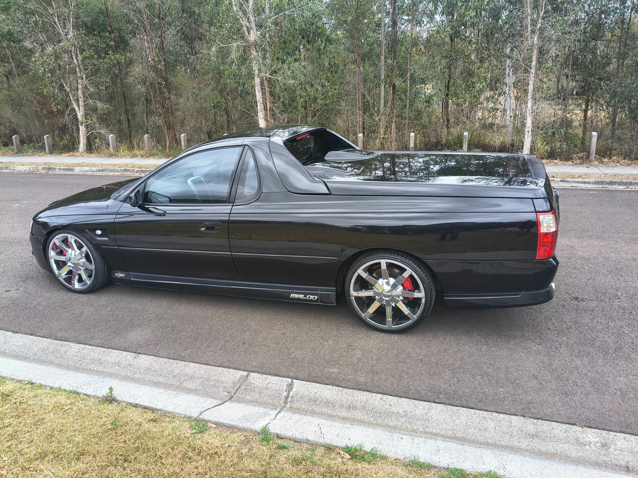 2006 HSV MALOO Z SERIES R8 6 SP MANUAL UTILITY