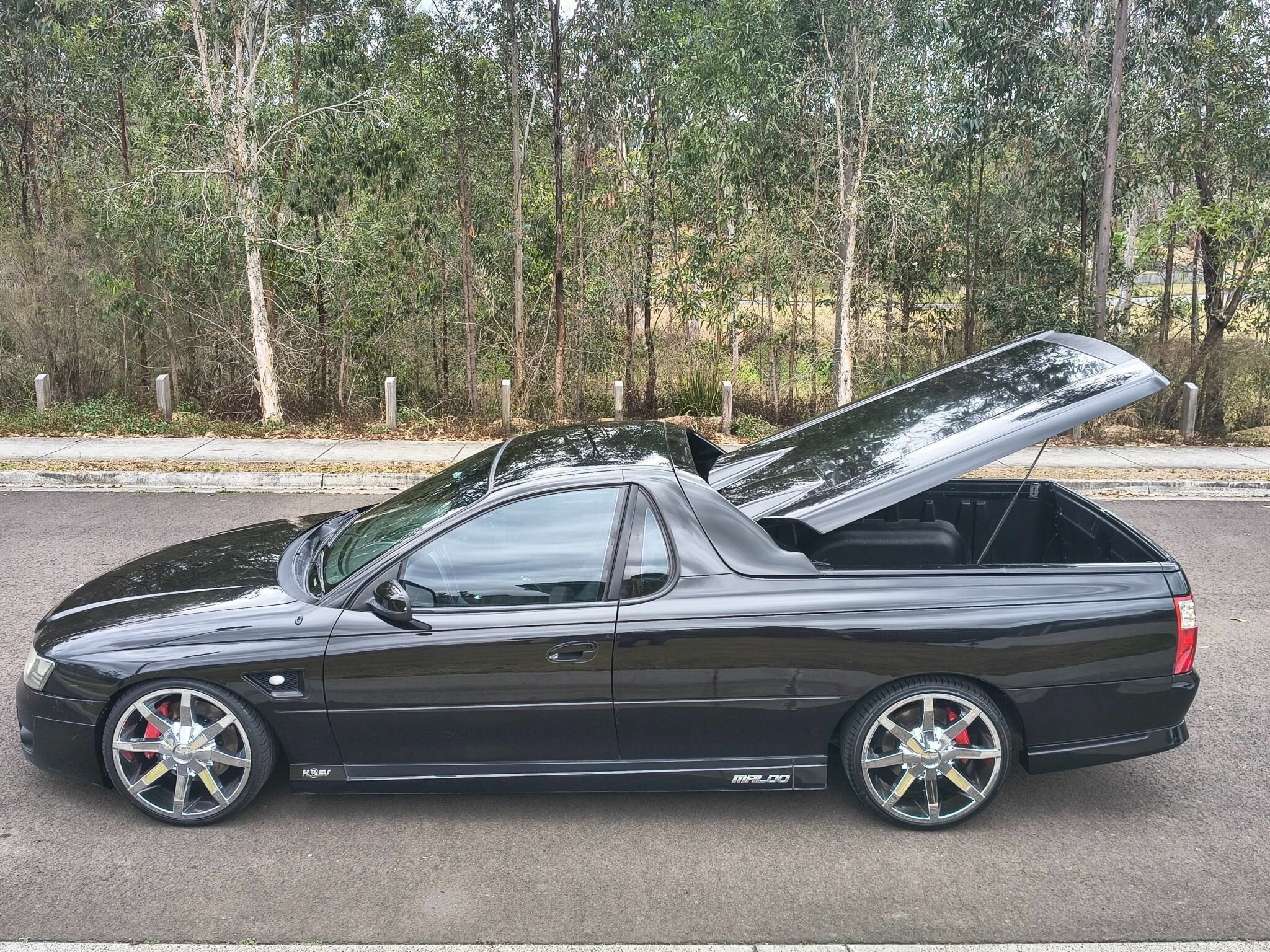 2006 HSV MALOO Z SERIES R8 6 SP MANUAL UTILITY