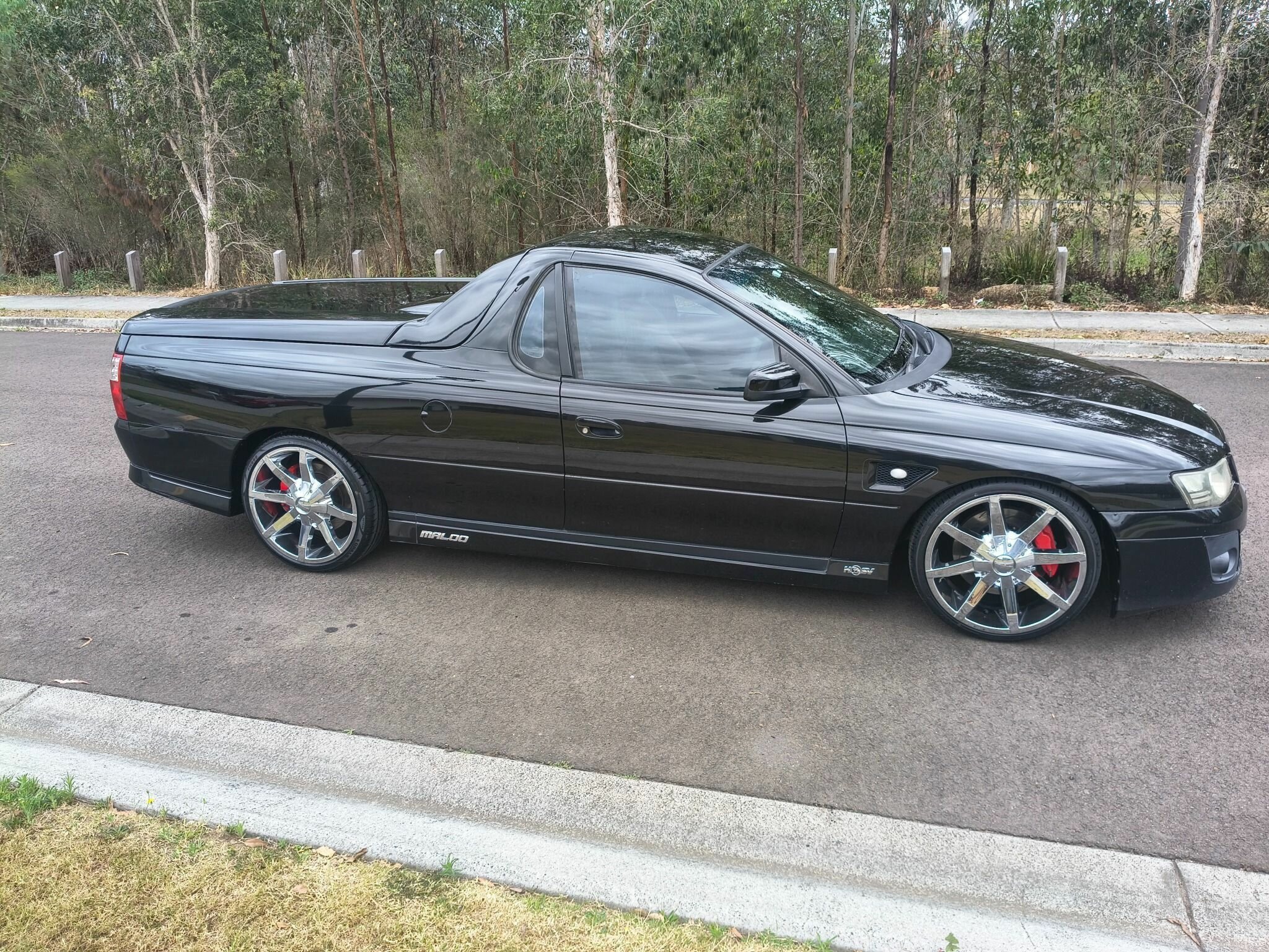 2006 HSV MALOO Z SERIES R8 6 SP MANUAL UTILITY