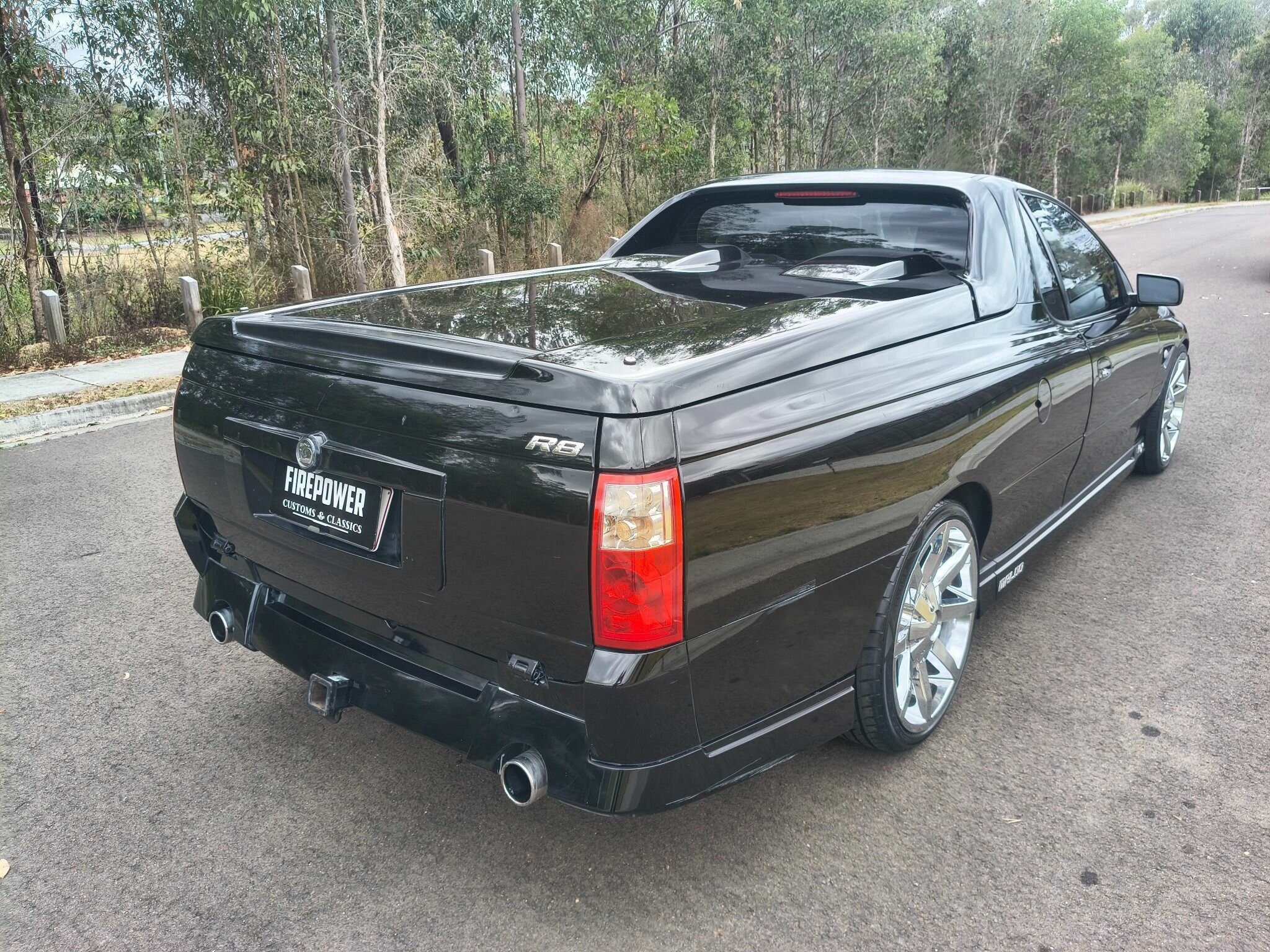 2006 HSV MALOO Z SERIES R8 6 SP MANUAL UTILITY
