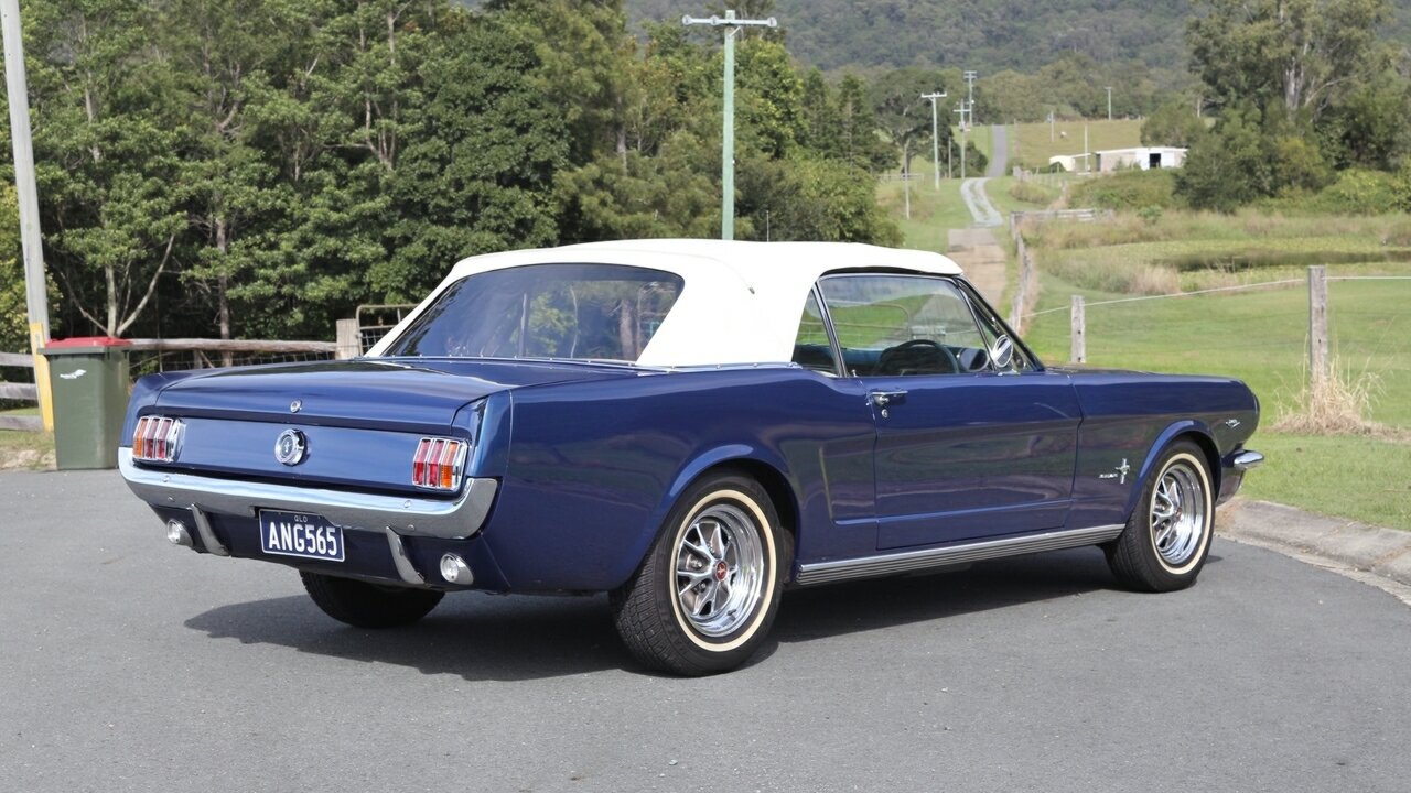 1965 FORD MUSTANG 3 SP AUTOMATIC 2D CONVERTIBLE
