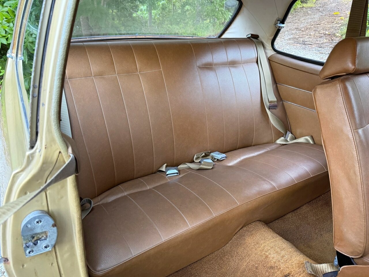 1972 HOLDEN TORANA LJ DELUXE 4 SP MANUAL 2D COUPE