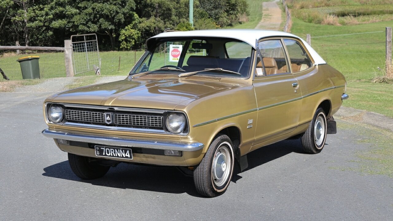 1972 HOLDEN TORANA LJ DELUXE 4 SP MANUAL 2D COUPE