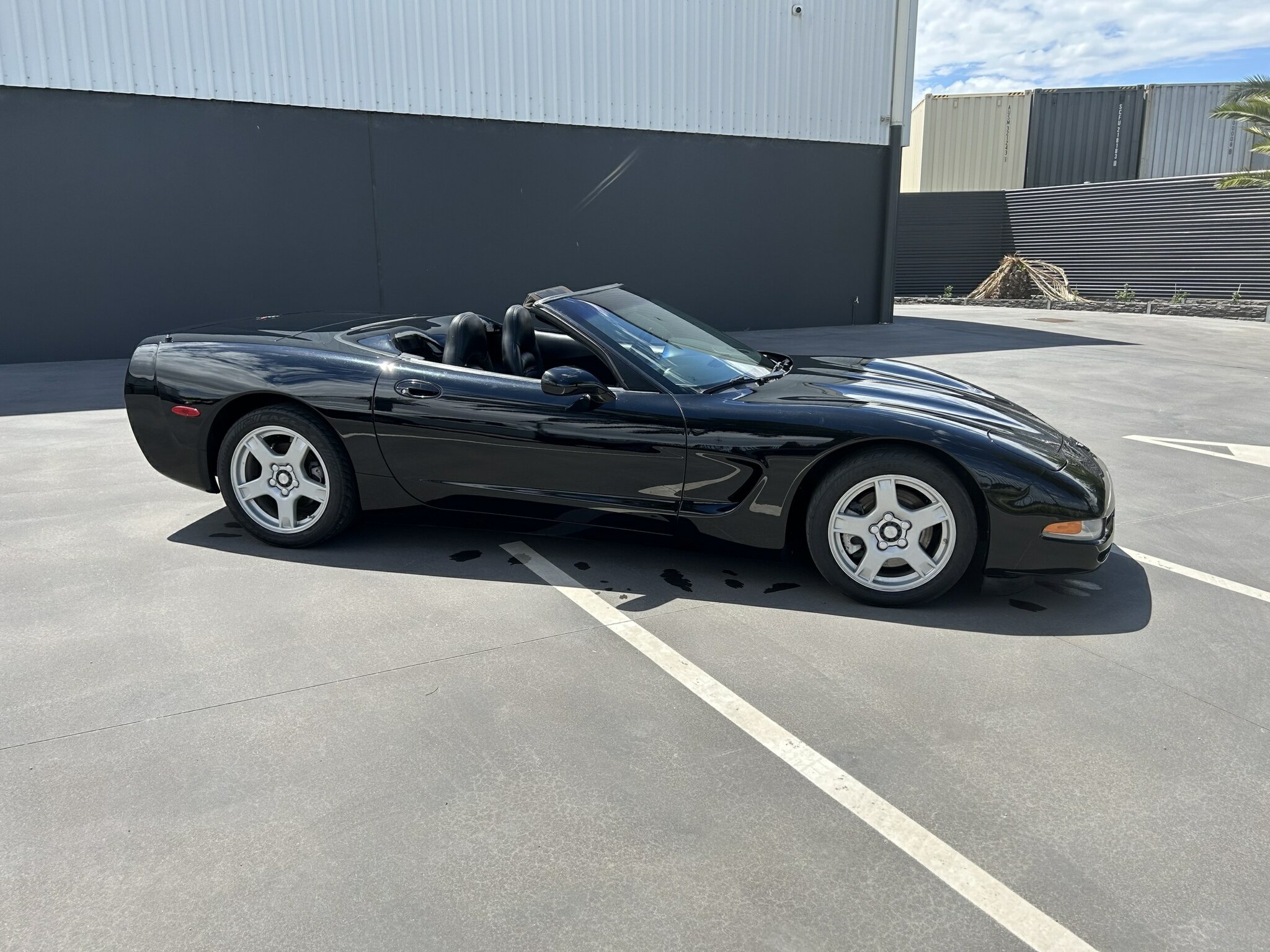 1999 CHEVROLET CORVETTE C5 6 SP MANUAL CONVERTIBLE