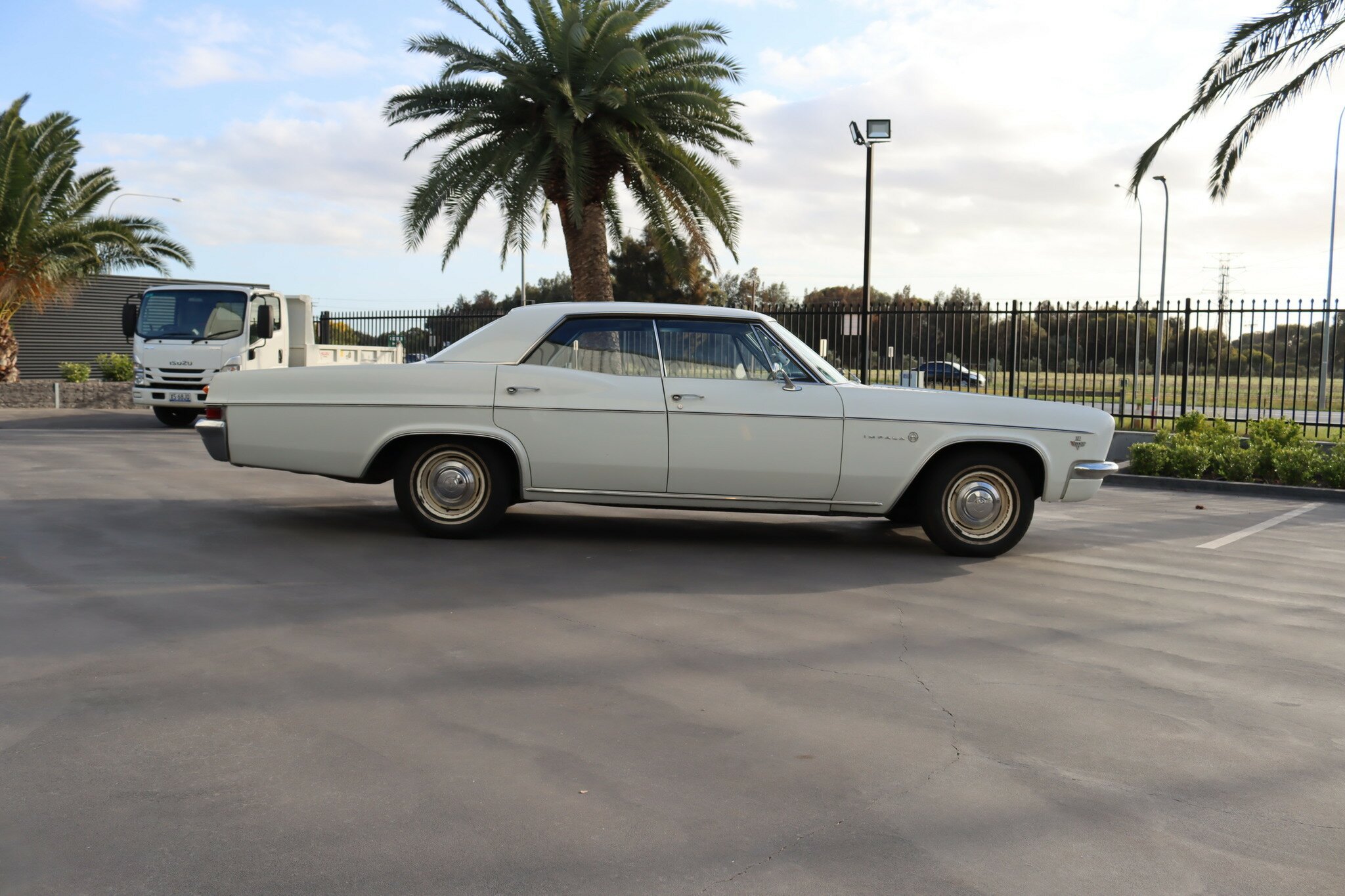 1966 CHEVROLET IMPALA 2 SP AUTOMATIC 4D HARDTOP