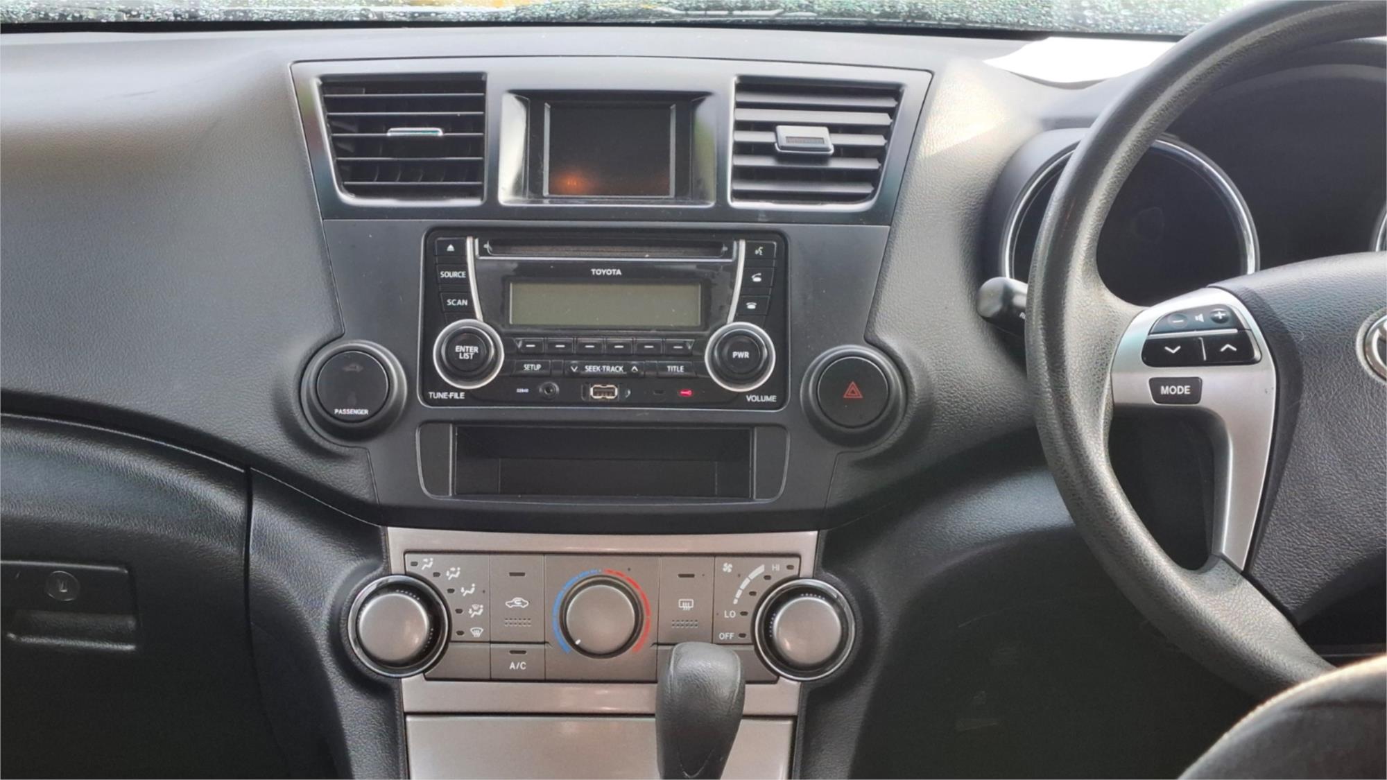 2012 TOYOTA KLUGER GSU45R MY11 UPGRADE KX-R (4x4) 5 SEAT 5 SP AUTOMATIC 4D WAGON